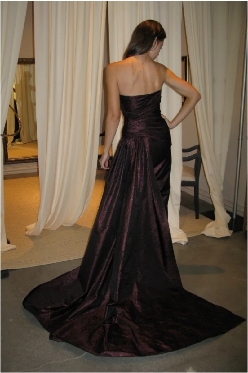 43 Christine Gown Burgundy
SIZE 2 - Image 2