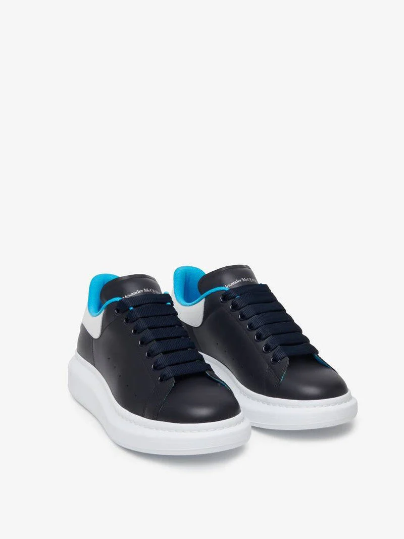 Alexander McQueen Oversized Sneaker in Navy/white/lapis Blue - Image 2