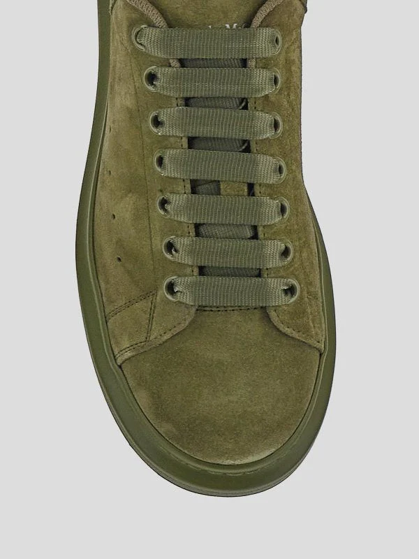 Alexander McQueen Suede Oversized Sneaker in Green - Image 4