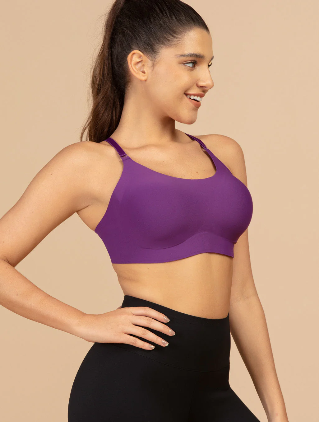 Aero Poise Contrast Color Cross Back Sports Bra - Image 3