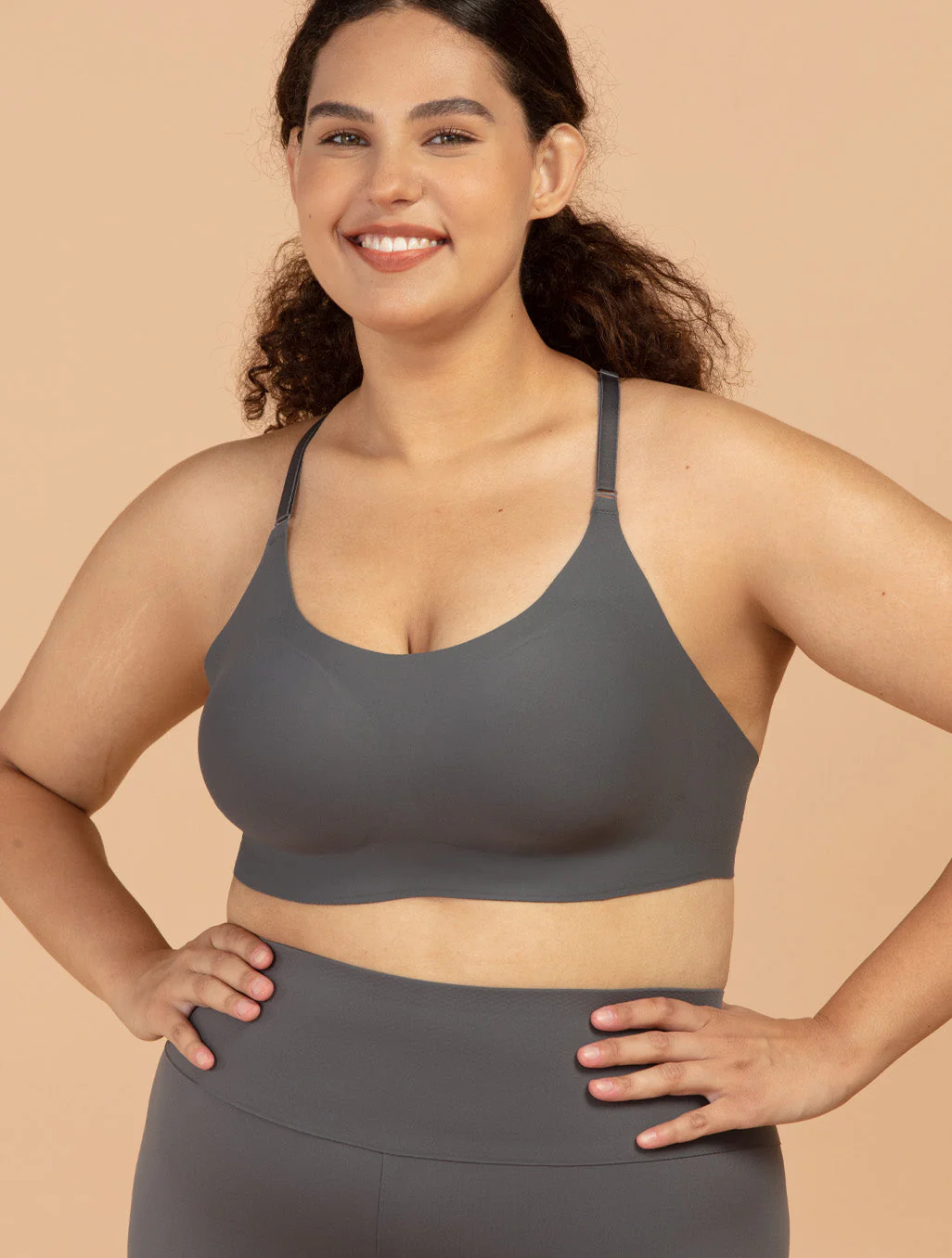 Aero Poise Contrast Color Cross Back Sports Bra - Image 8