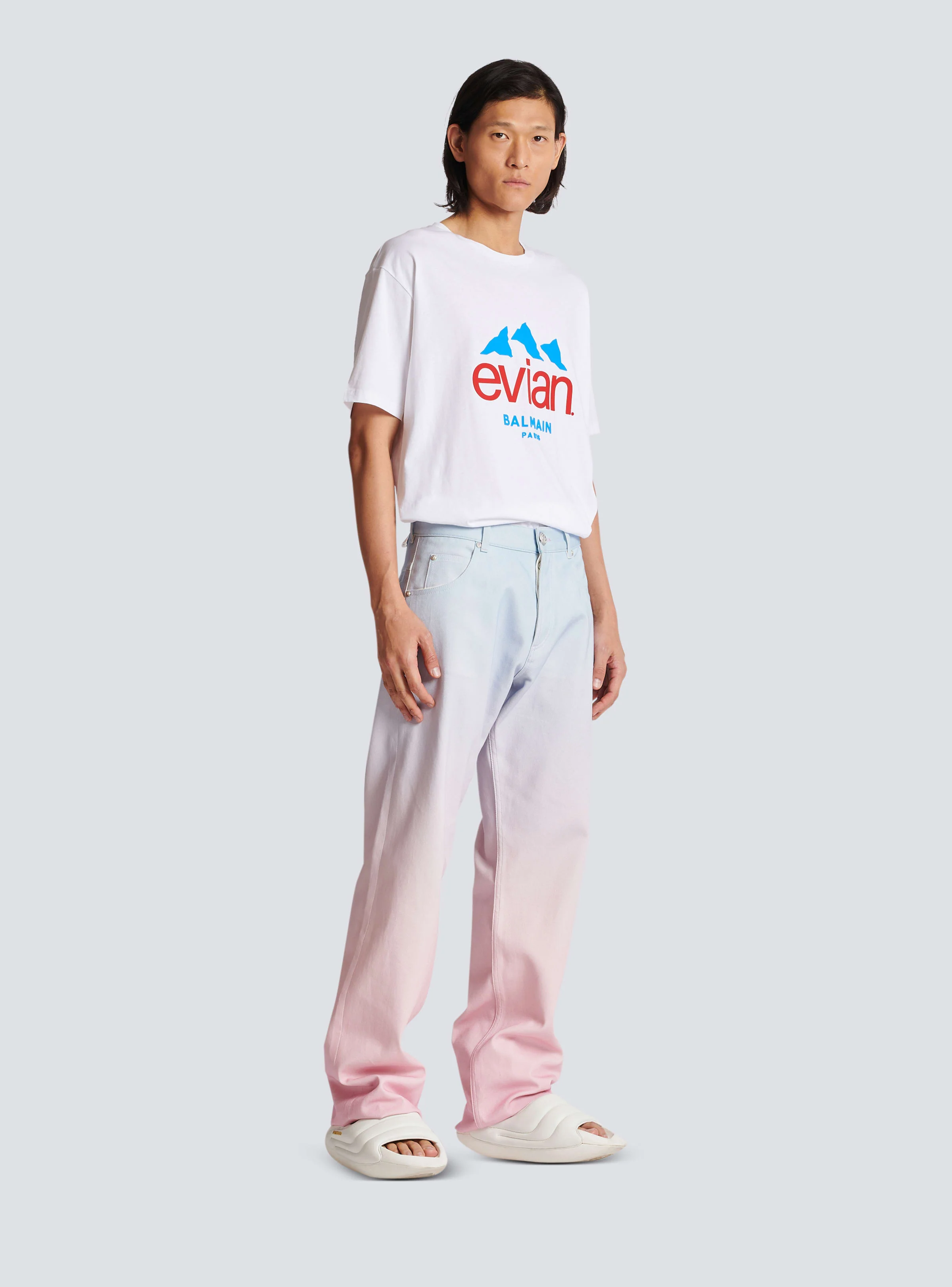 BALMAIN MEN'S BLUE PINK GRADIENT DENIM TROUSERS - Image 3