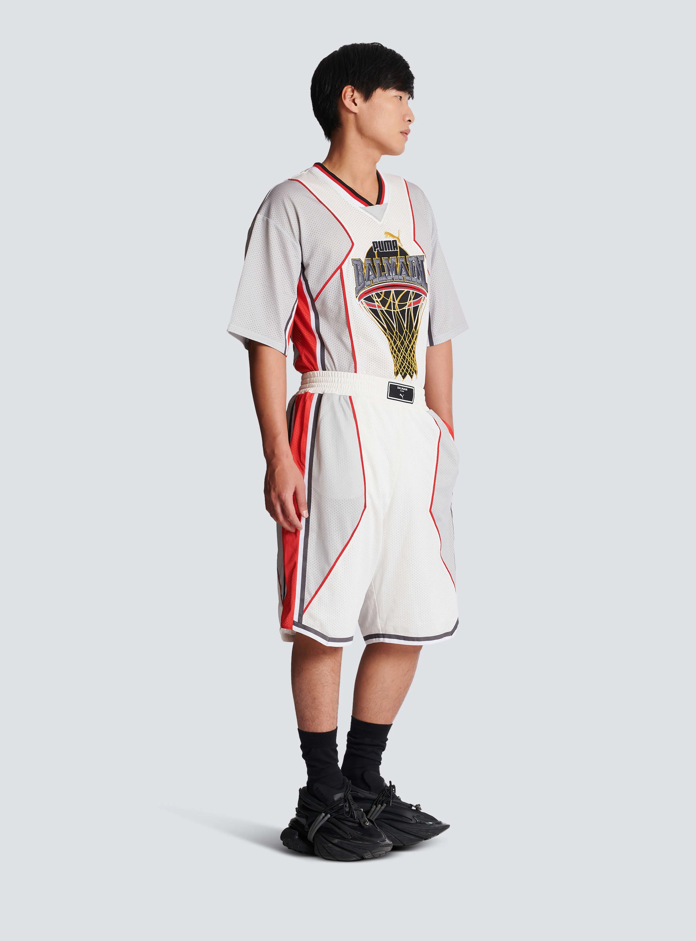 BALMAIN MEN'S WHITE GREY BOXY SPORTS SHORTS - Image 3