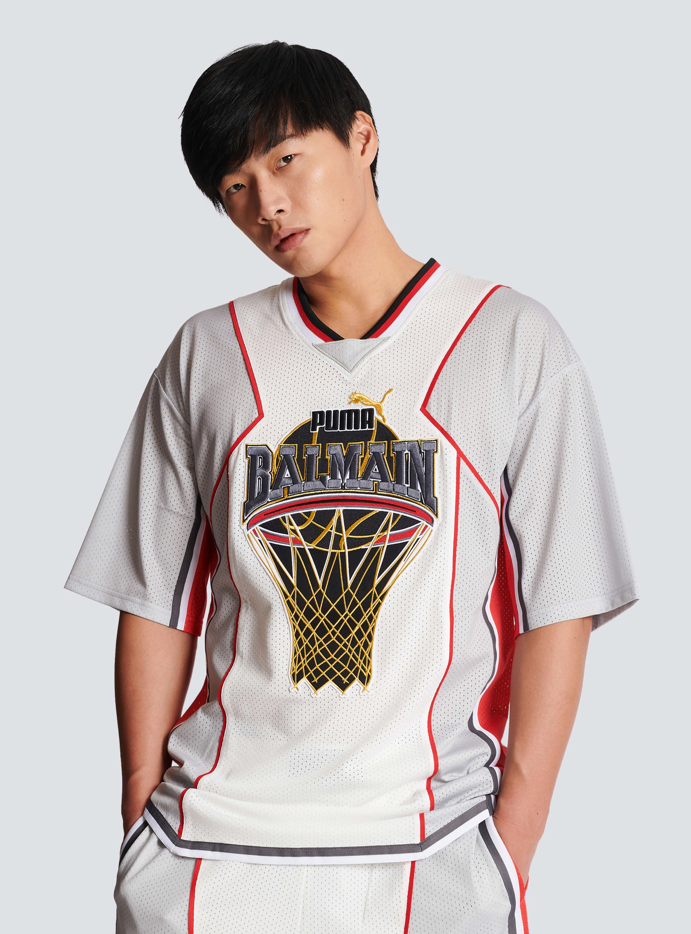 BALMAIN MEN'S WHITE GREY OVERSIZED TECHNICAL T-SHIRT - Image 5