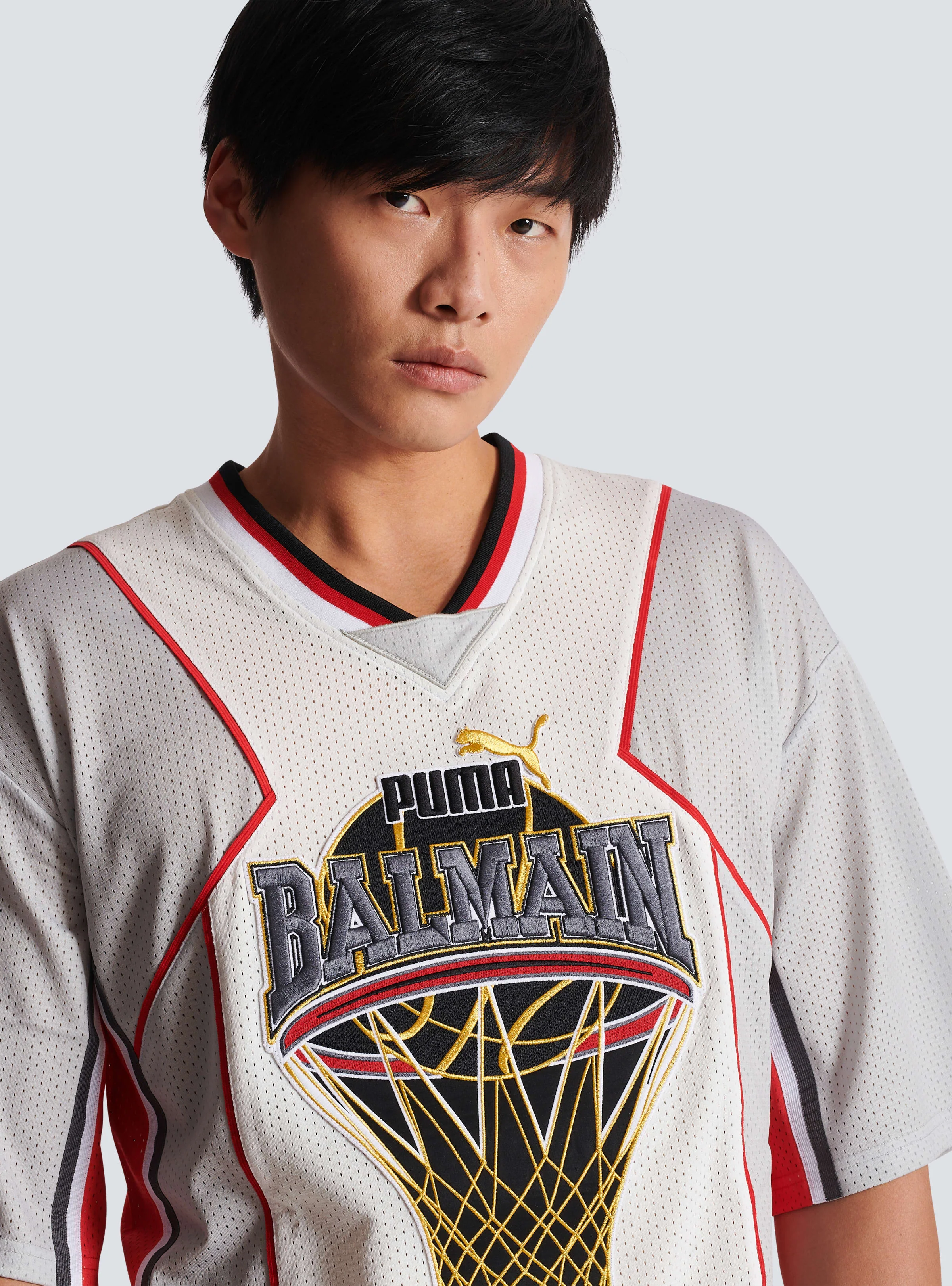 BALMAIN MEN'S WHITE GREY OVERSIZED TECHNICAL T-SHIRT - Image 6