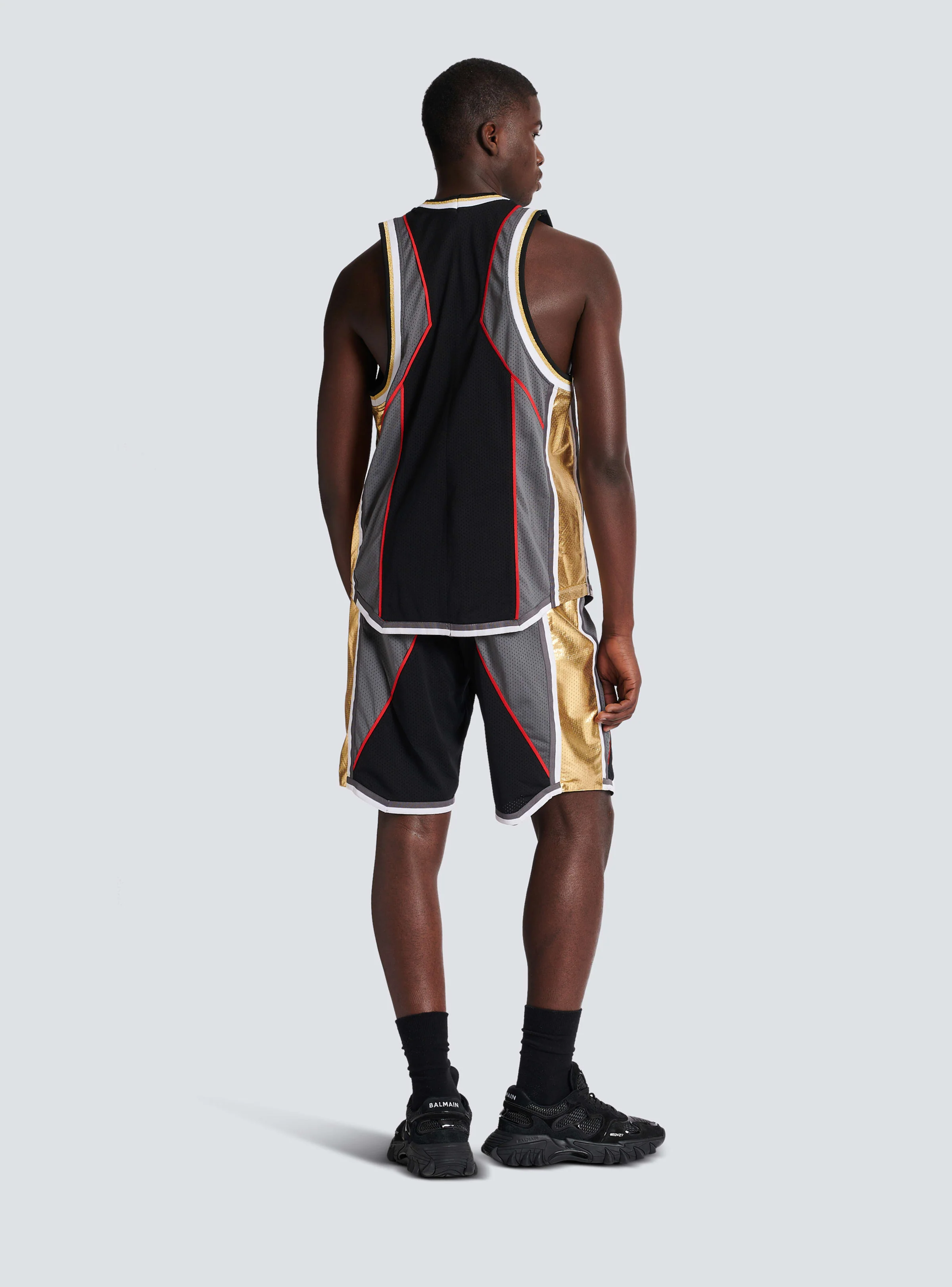 BALMAIN MEN'S BLACK GREY GOLD SLEEVELESS TECHNICAL TANK - Image 4