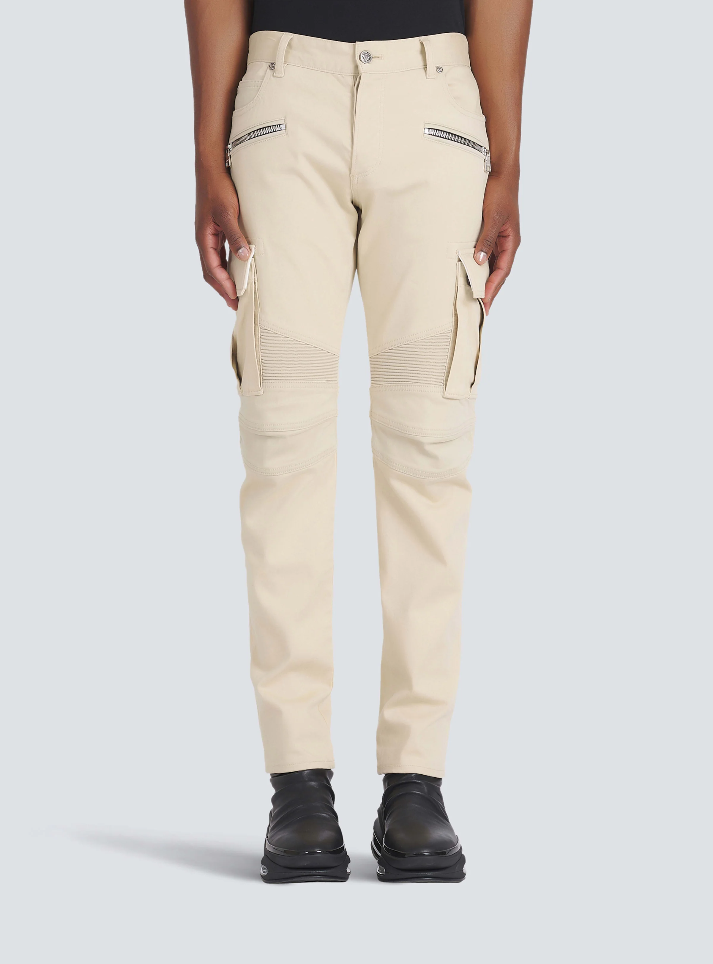 BALMAIN MEN'S CARGO COTTON PANTS NWT - Image 5