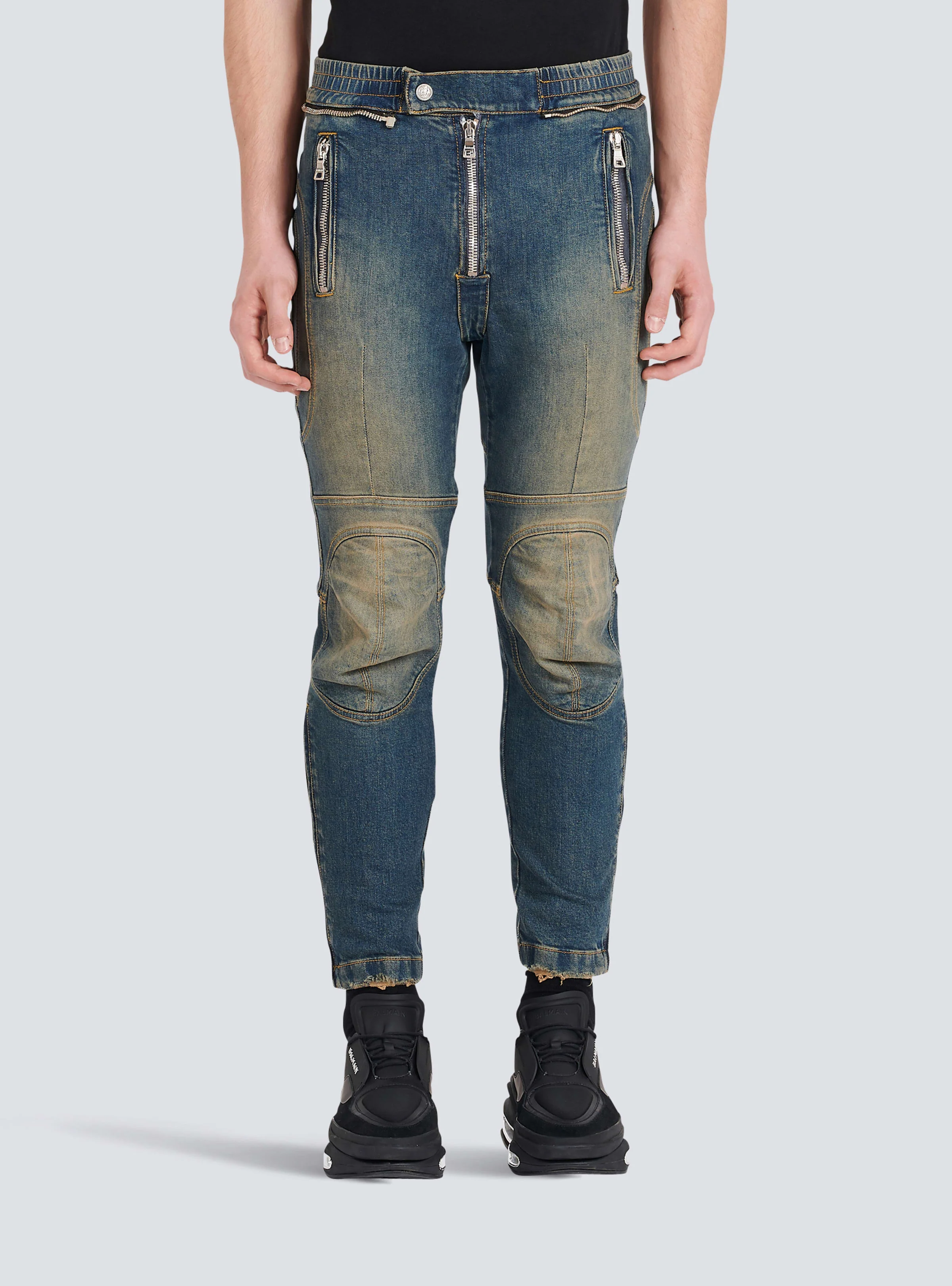 BALMAIN MEN'S KNEE-PADS DESTROYED RIDER JEANS NWT - Image 5