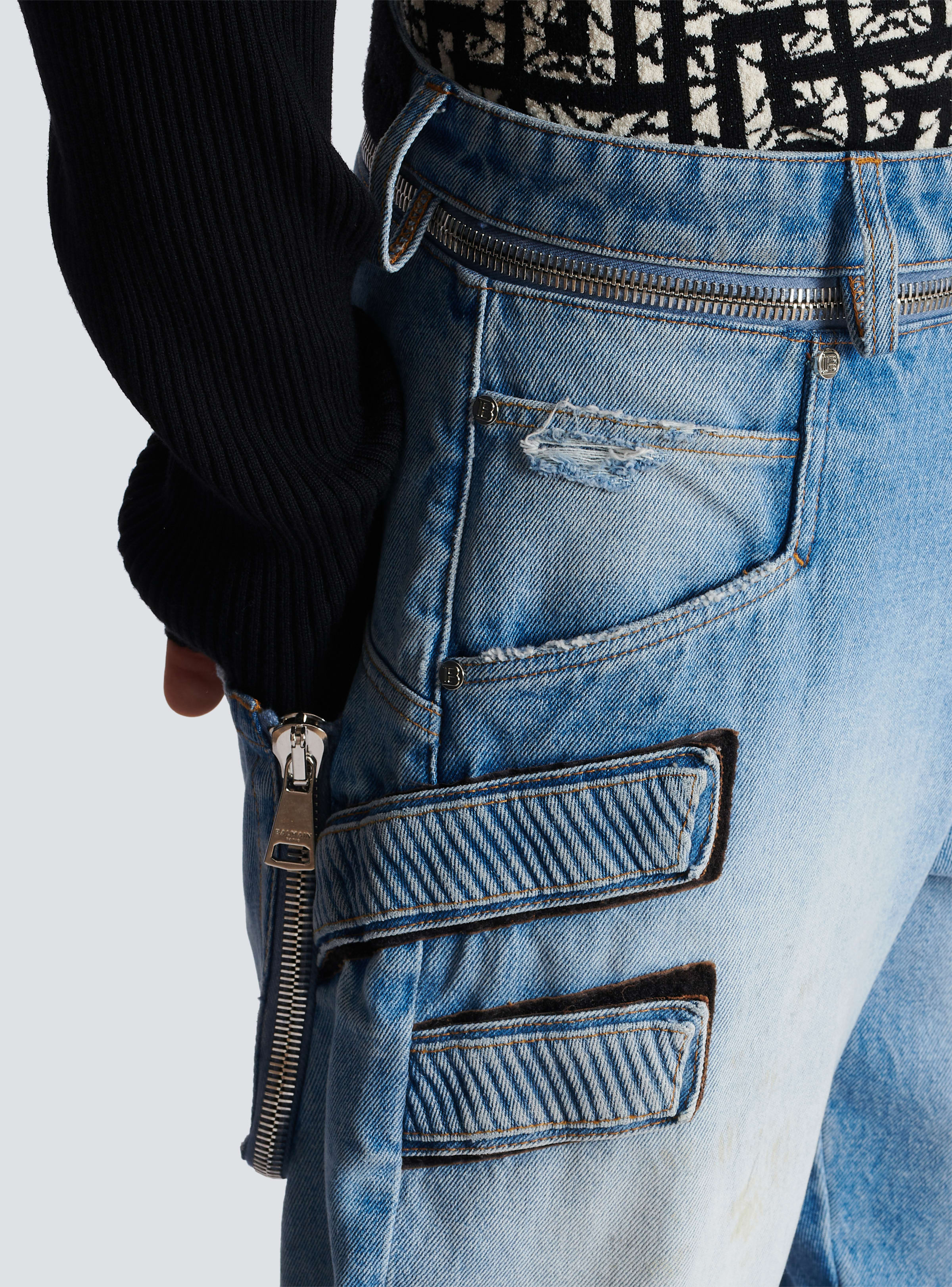 BALMAIN MEN'S KNEE PATCH LOOSE BLUE DENIM PANTS NWT - Image 7