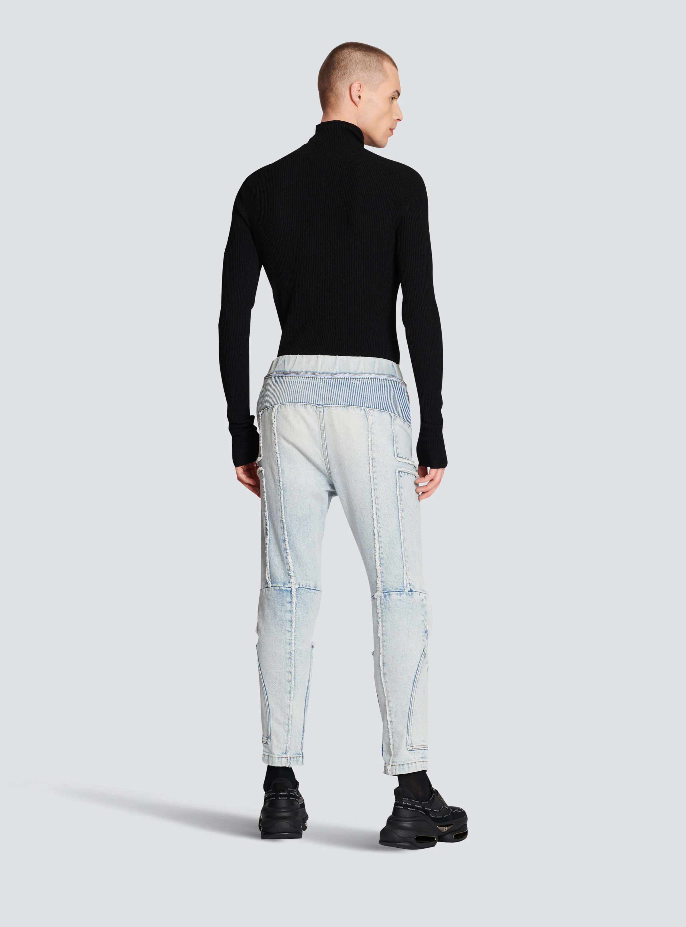 BALMAIN MEN'S LIGHT BLUE TAPERED DENIM PANTS - Image 4