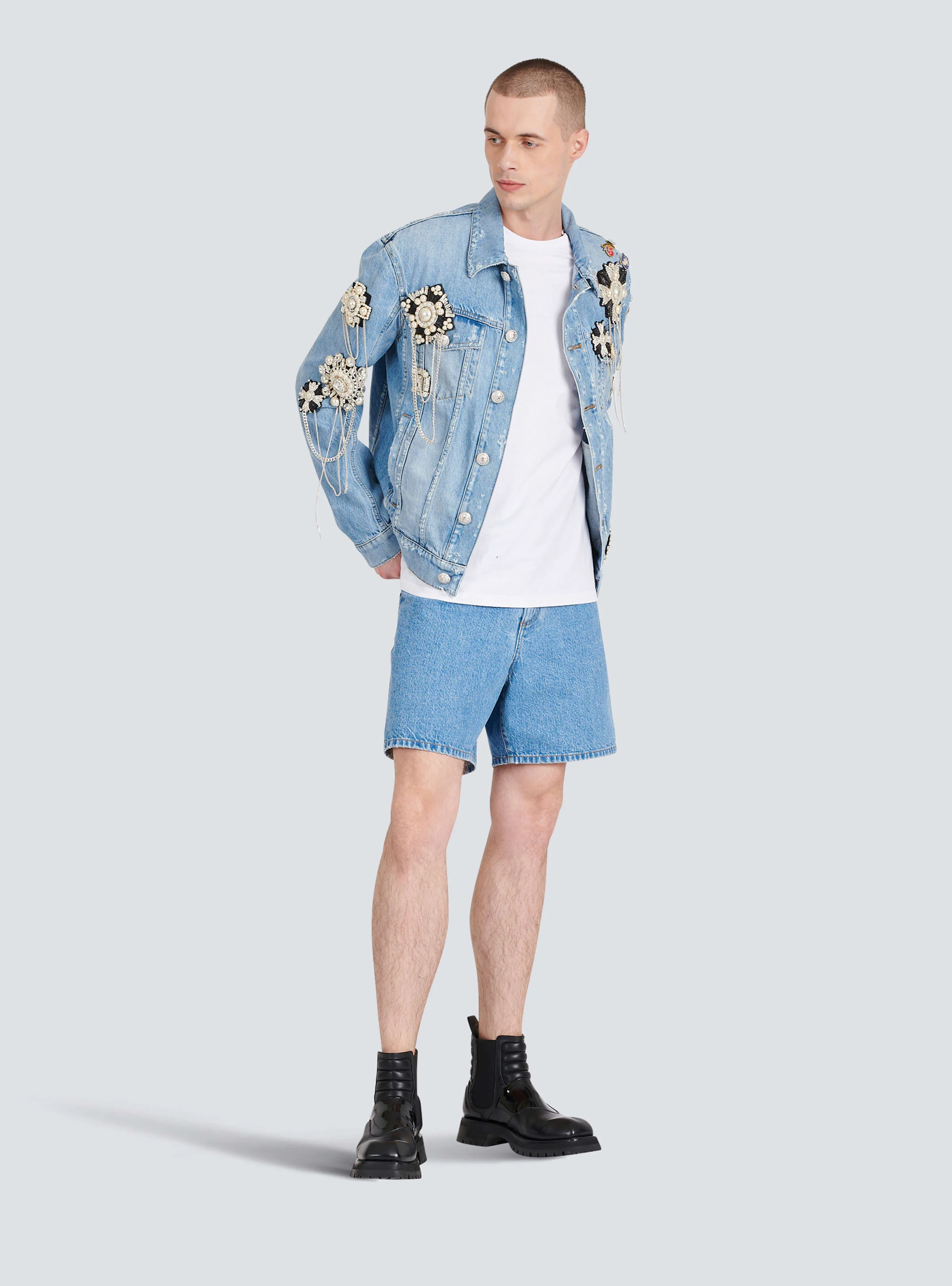 BALMAIN MEN'S SHORT DENIM LARGE NWT - Image 2