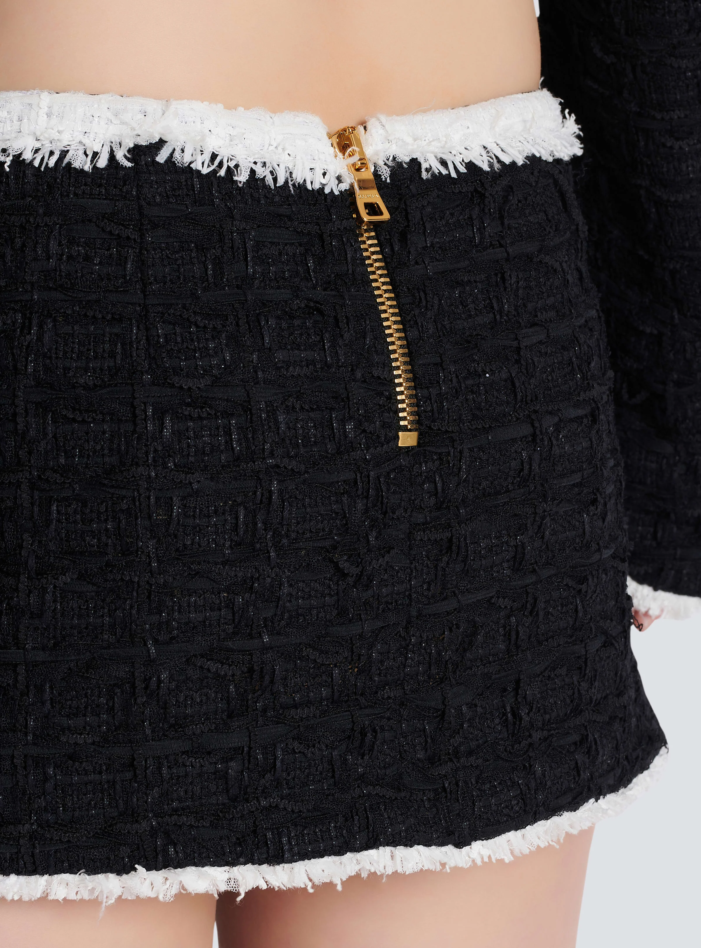 BALMAIN WOMEN'S CONTRASTED TWEED MINI SKIRT NWT - Image 6