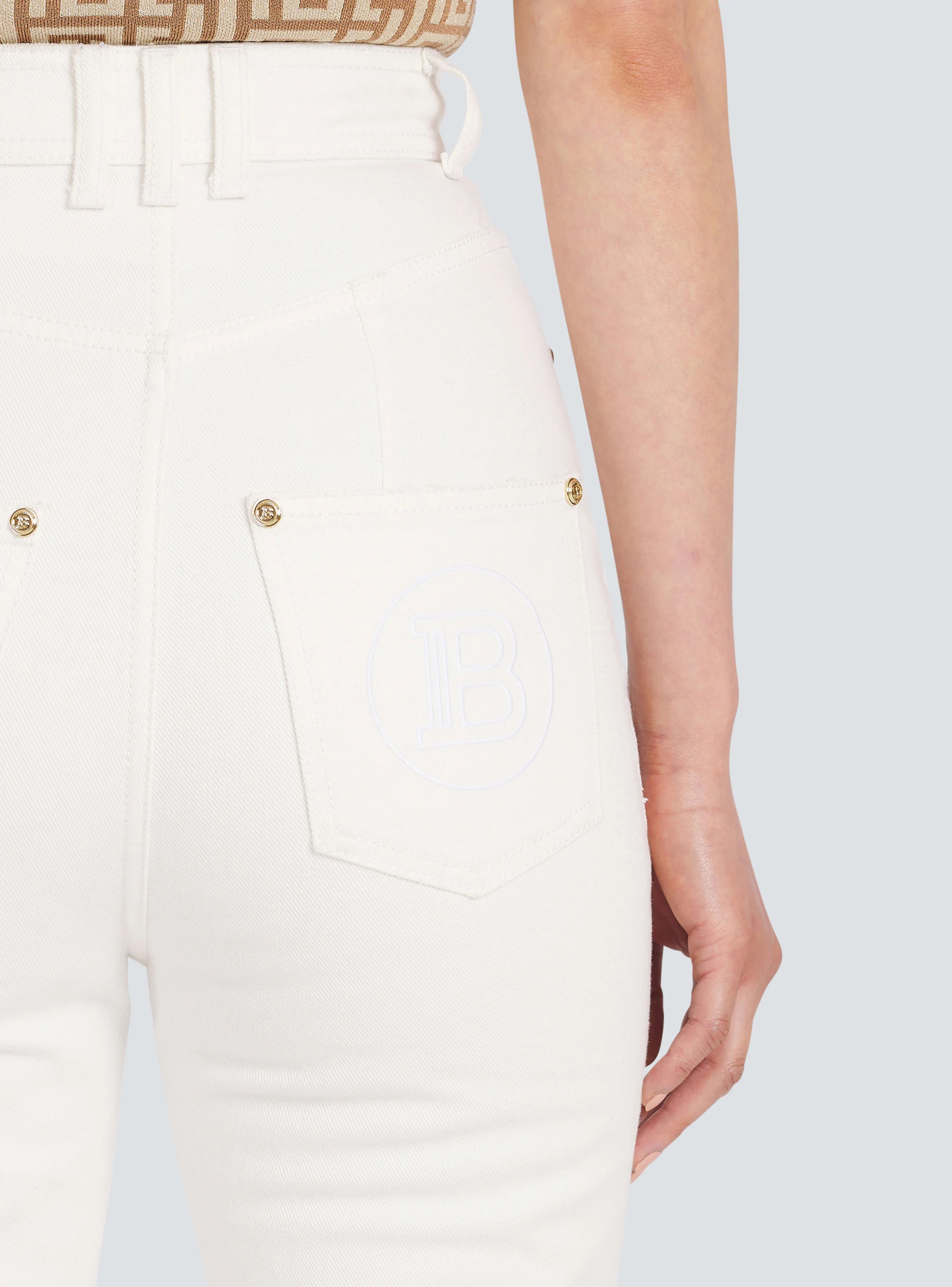 BALMAIN WOMEN'S WHITE HIGH WAIST BOOTCUT JEANS - Image 5