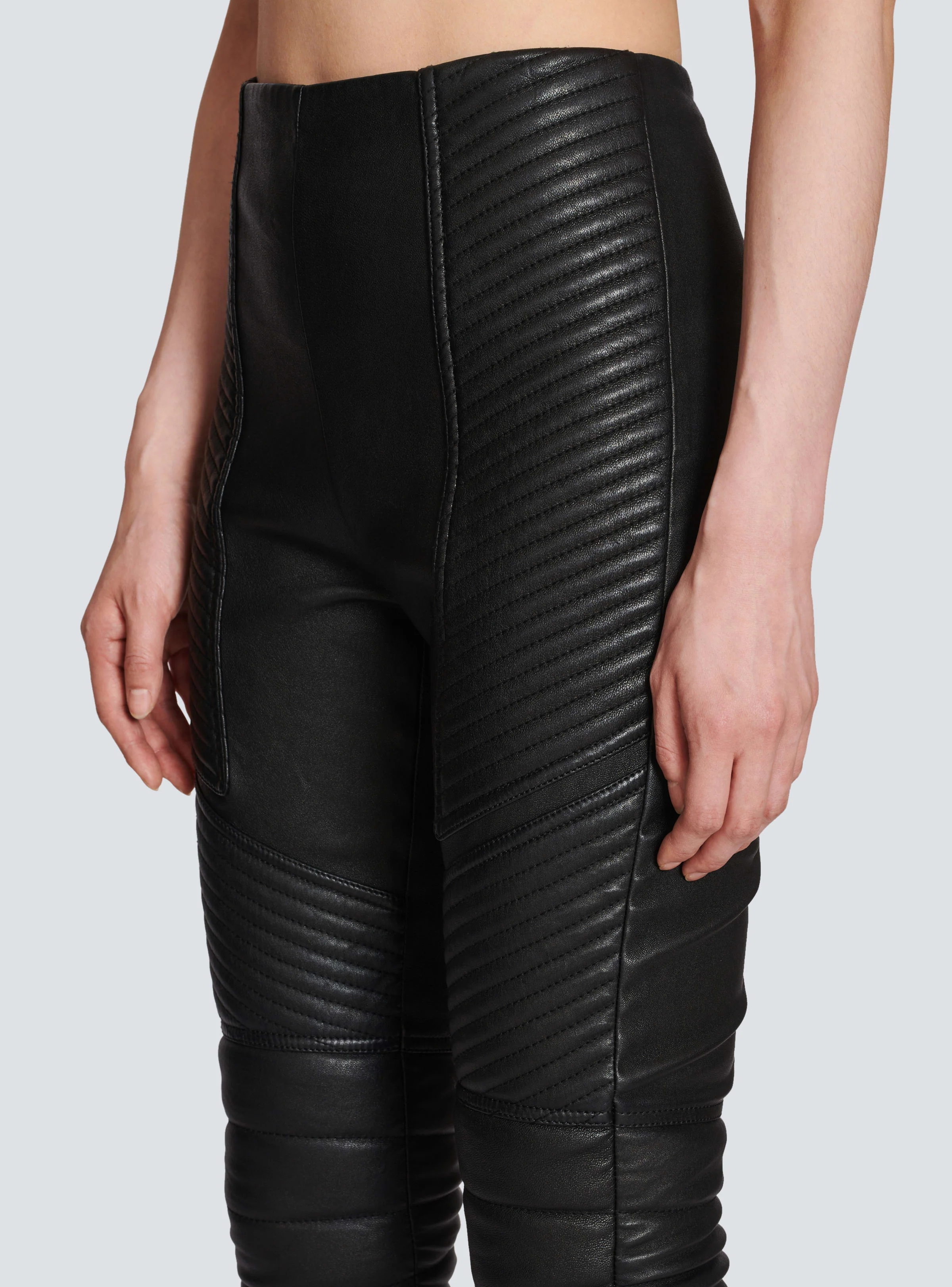 BALMAIN WOMEN'S HW BIKER LEATHER SKINNY PANTS NWT - Image 6
