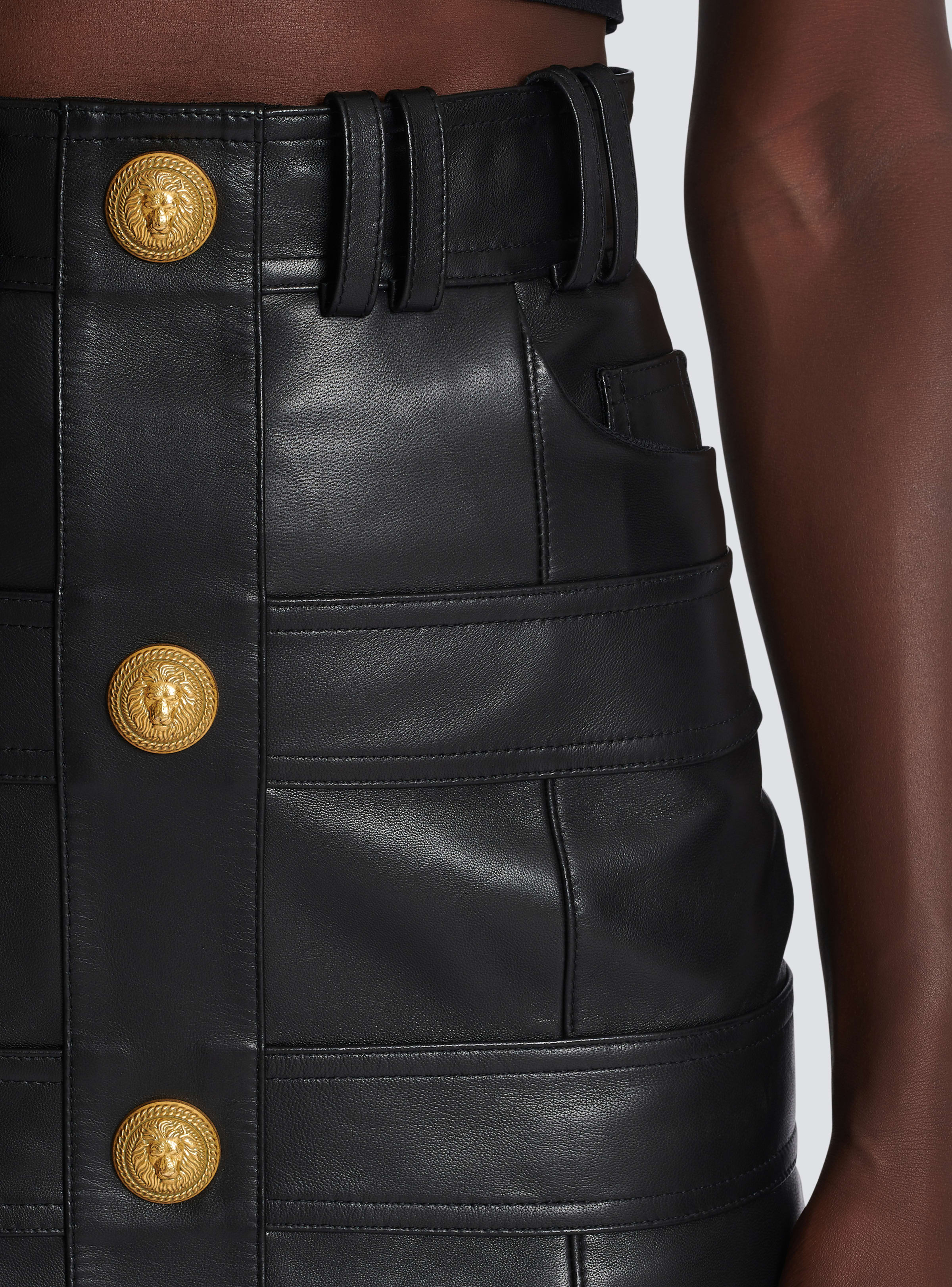 BALMAIN WOMEN'S HW LEATHER BUTTONED SHORT SKIRT NWT - Image 6
