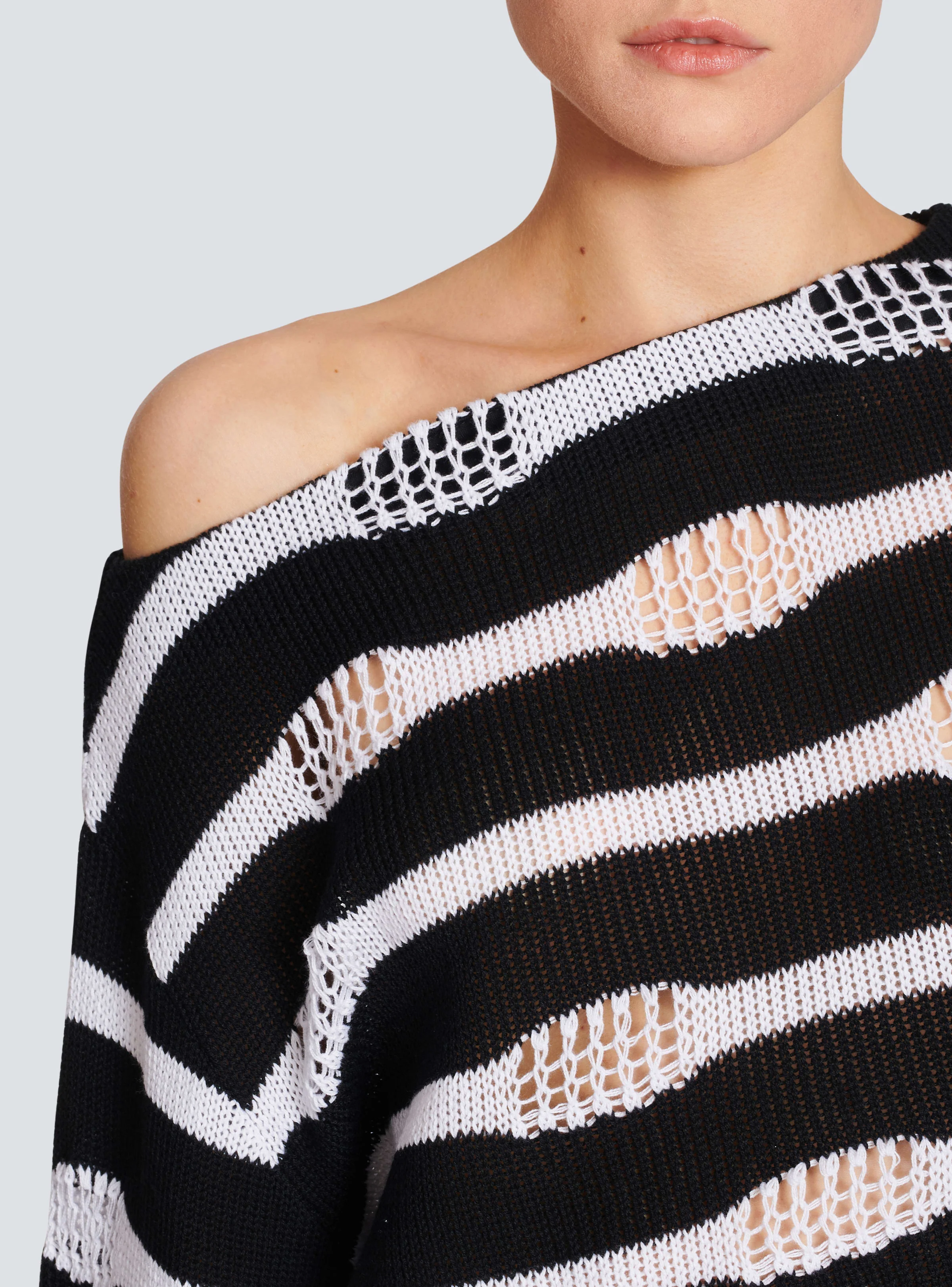 BALMAIN WOMEN'S OFF-SHOULDER DESTROY STRIPED CROP TOP NWT - Image 7