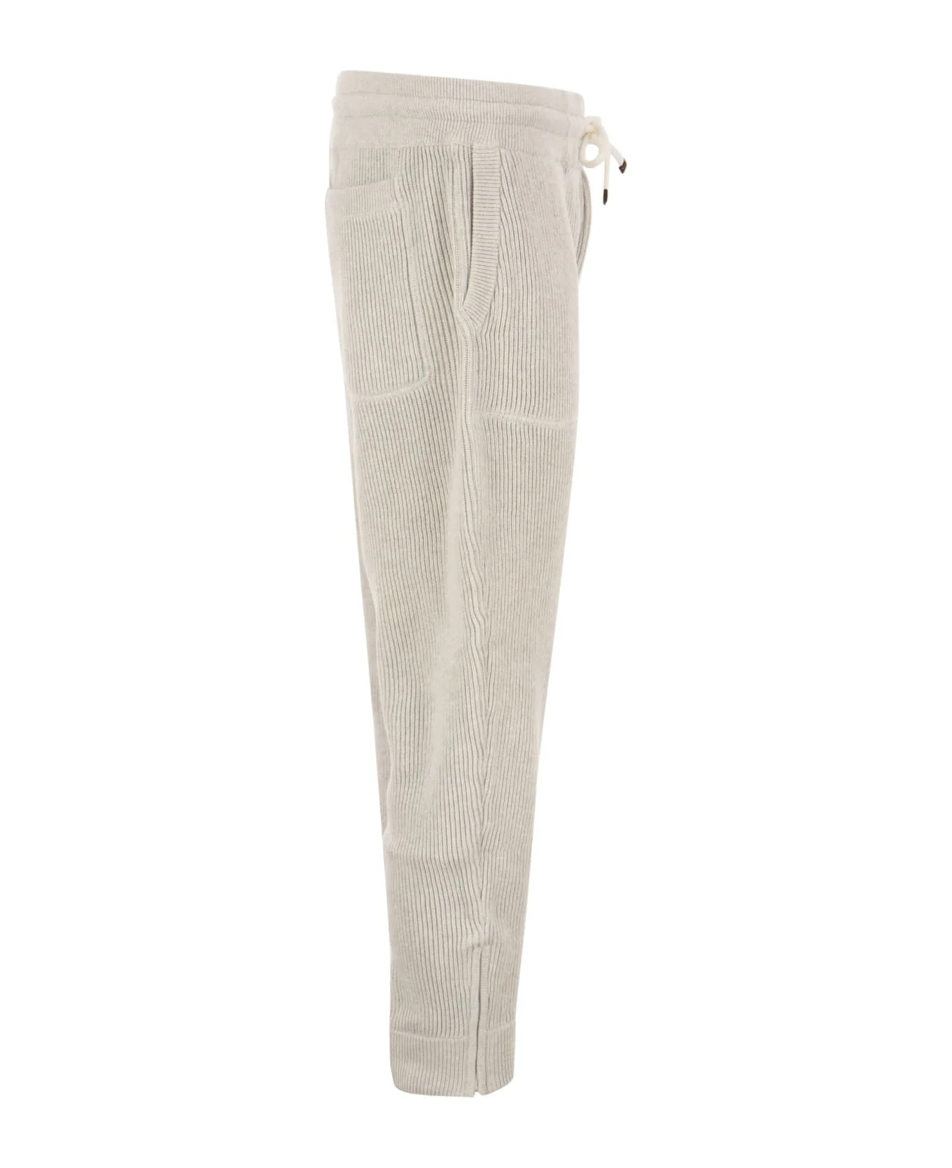 BRUNELLO CUCINELLI MEN'S FOG RIBBED KNIT TROUSERS - Image 3