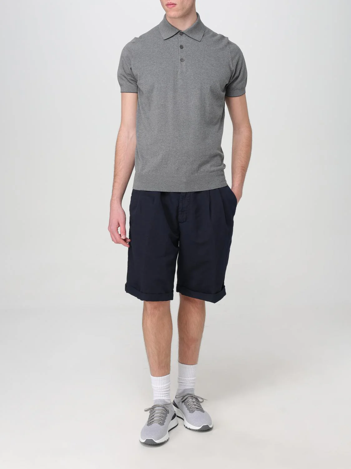 BRUNELLO CUCINELLI MEN'S NAVY LINEN BLEND TAILORED SHORTS - Image 2