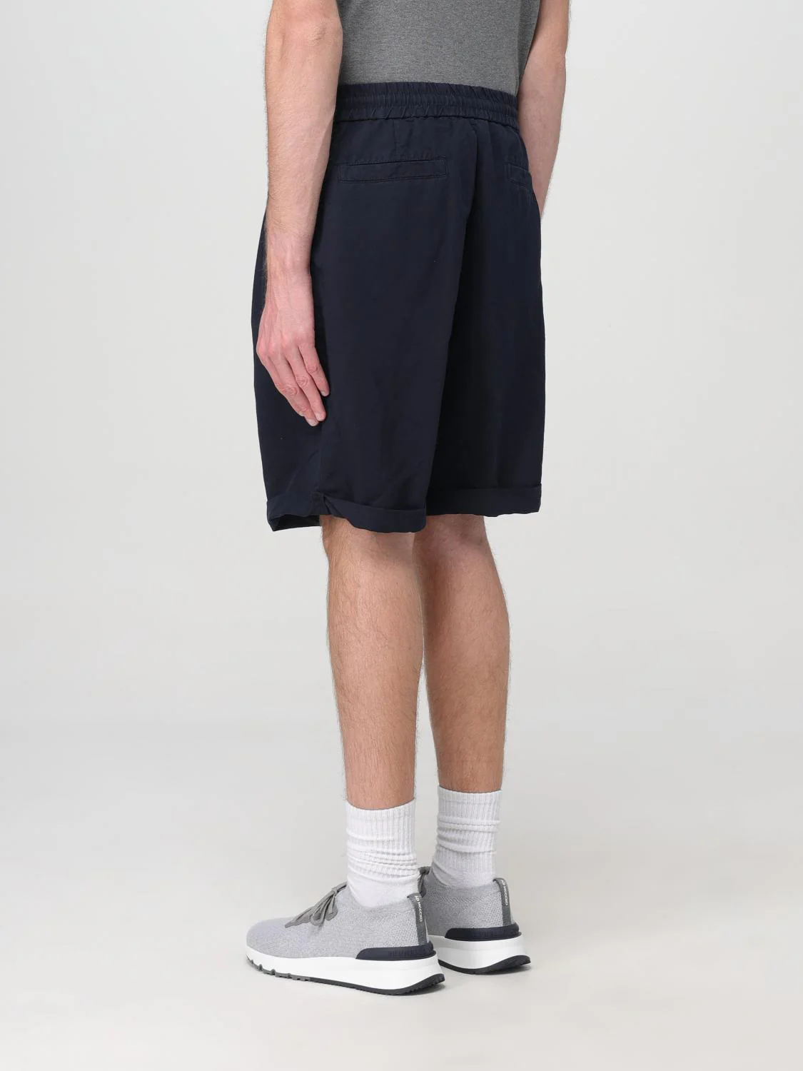 BRUNELLO CUCINELLI MEN'S NAVY LINEN BLEND TAILORED SHORTS - Image 3