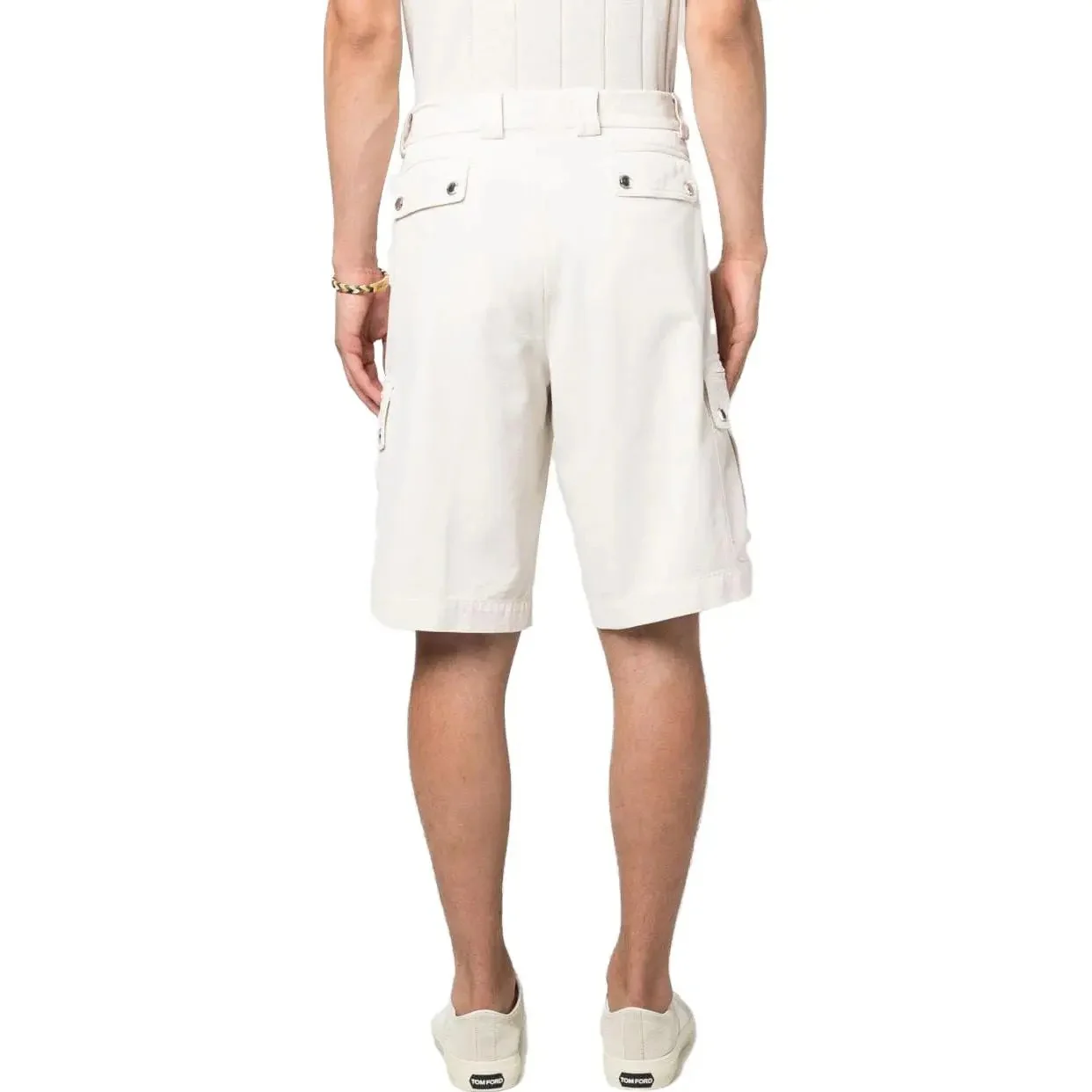 BRUNELLO CUCINELLI MEN'S OFF-WHITE TAILORED CARGO SHORTS - Image 2
