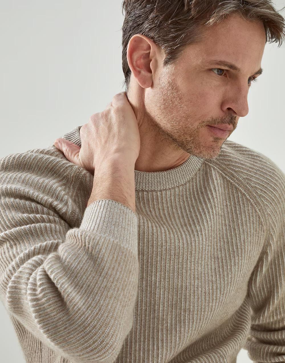 BRUNELLO CUCINELLI MEN'S BEIGE RIBBED KNIT SWEATER - Image 2
