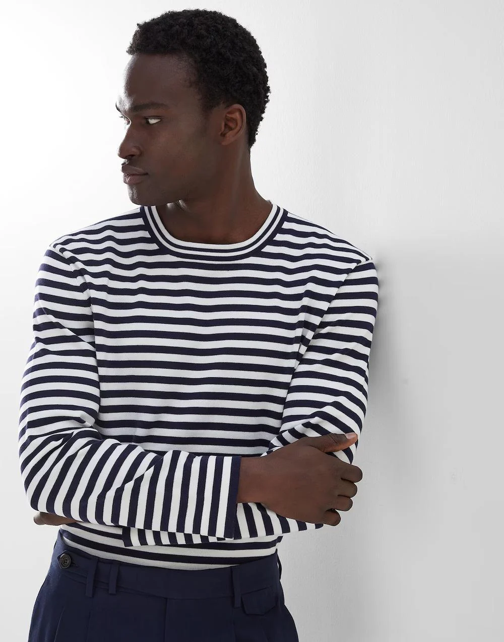 BRUNELLO CUCINELLI MEN'S NAVY STRIPED LONG-SLEEVE KNIT SWEATER - Image 5
