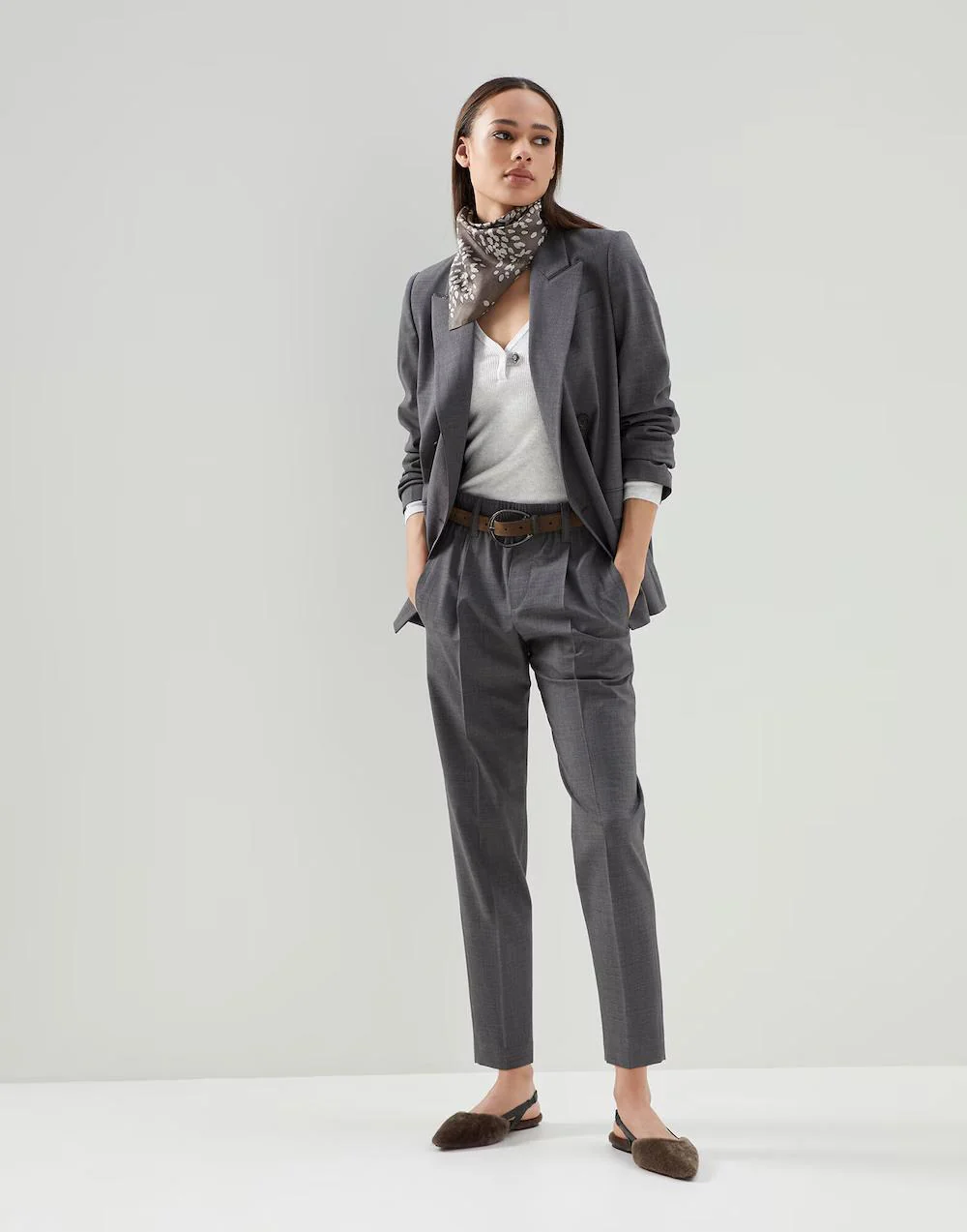 BRUNELLO CUCINELLI WOMEN'S LIGHT GREY RIBBED KNIT TOP - Image 3