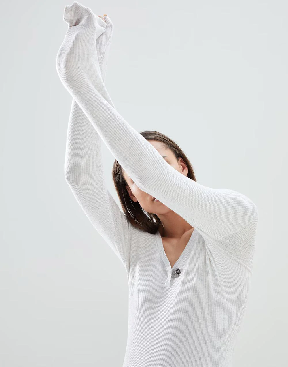 BRUNELLO CUCINELLI WOMEN'S LIGHT GREY RIBBED KNIT TOP - Image 5