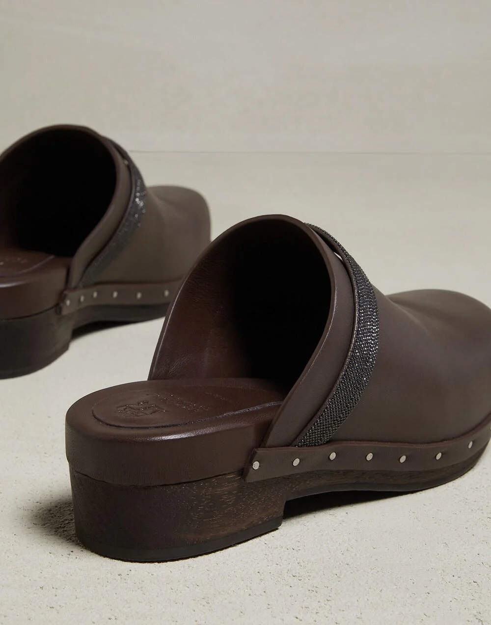 BRUNELLO CUCINELLI WOMEN'S BROWN LEATHER CLOGS WITH STUDDED TRIM - Image 3