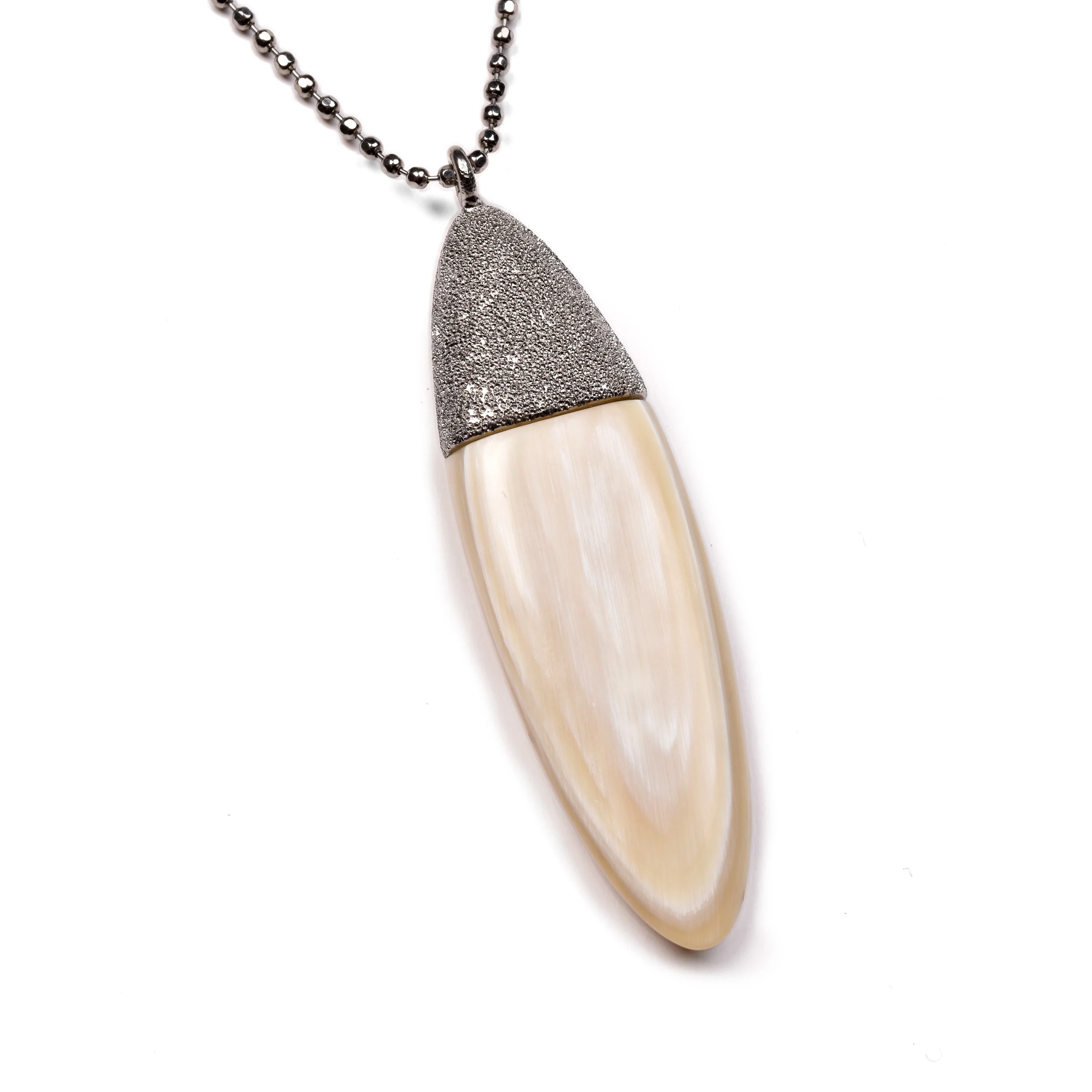 BRUNELLO CUCINELLI WOMEN'S STERLING SILVER NECKLACE W/ NATURAL HORN PENDANT NEW - Image 3