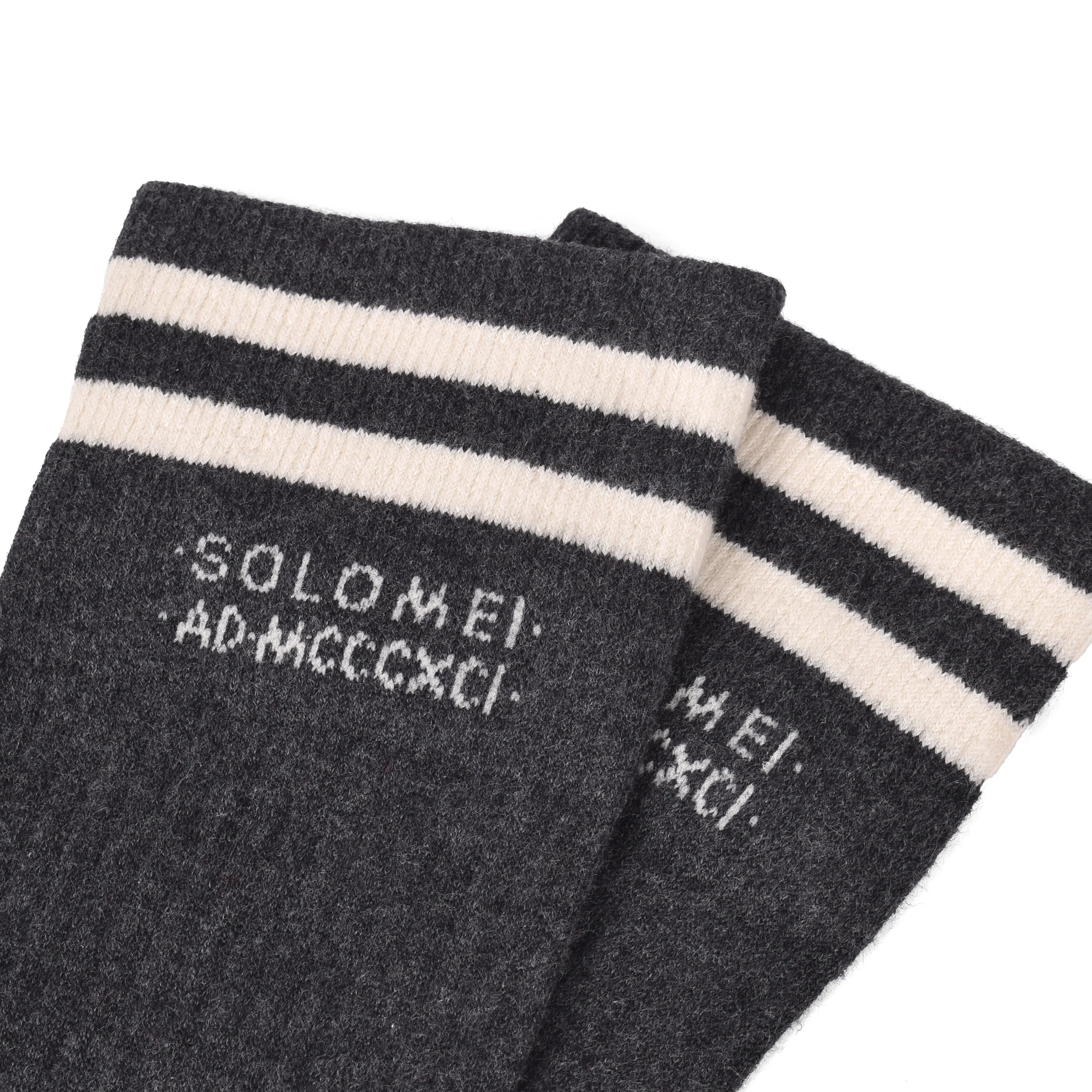 BRUNELLO CUCINELLI WOMEN'S TWO TONE LOGO ANKLE SOCKS - Image 2