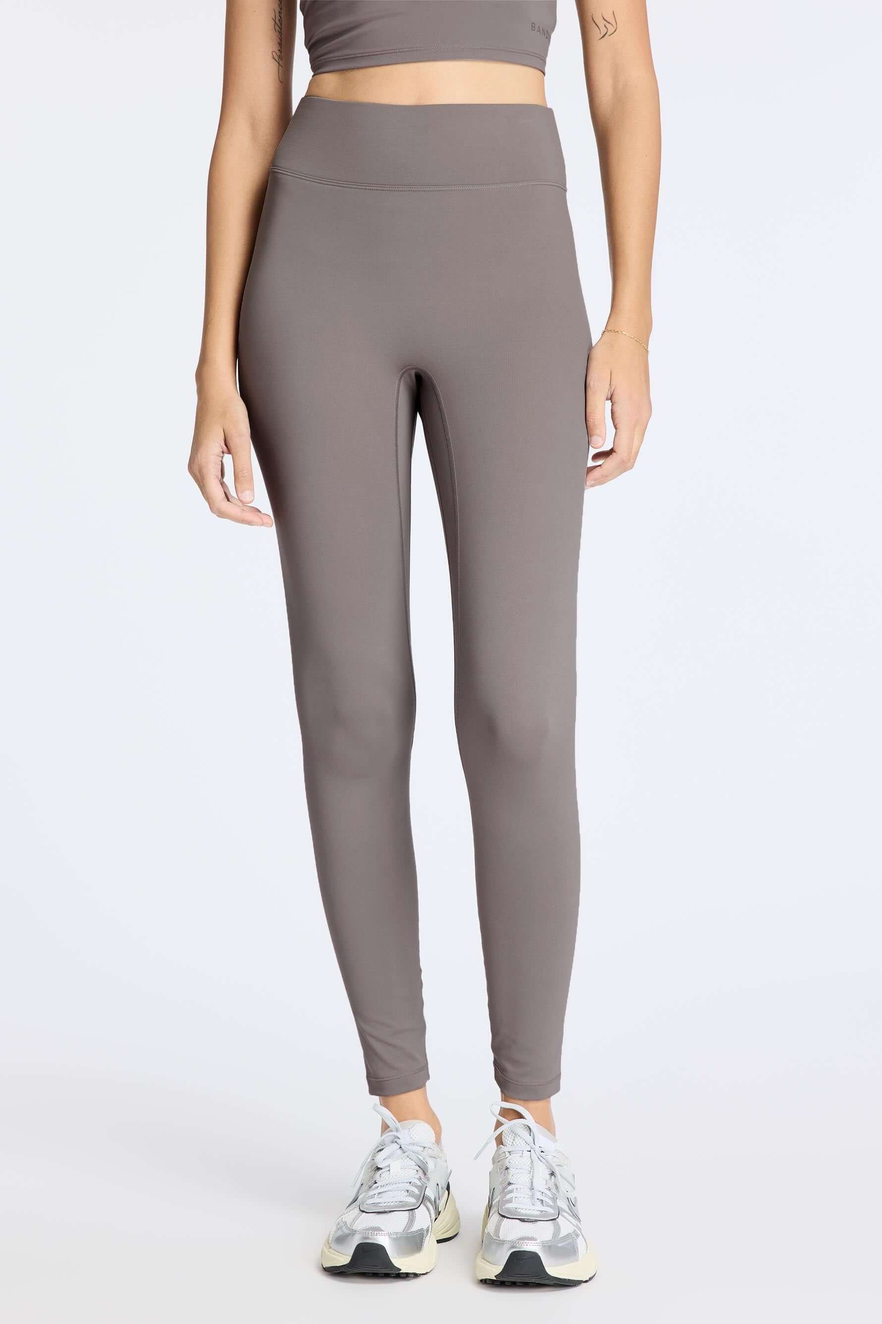 BANDIER Center Stage Legging - Iron BND10206