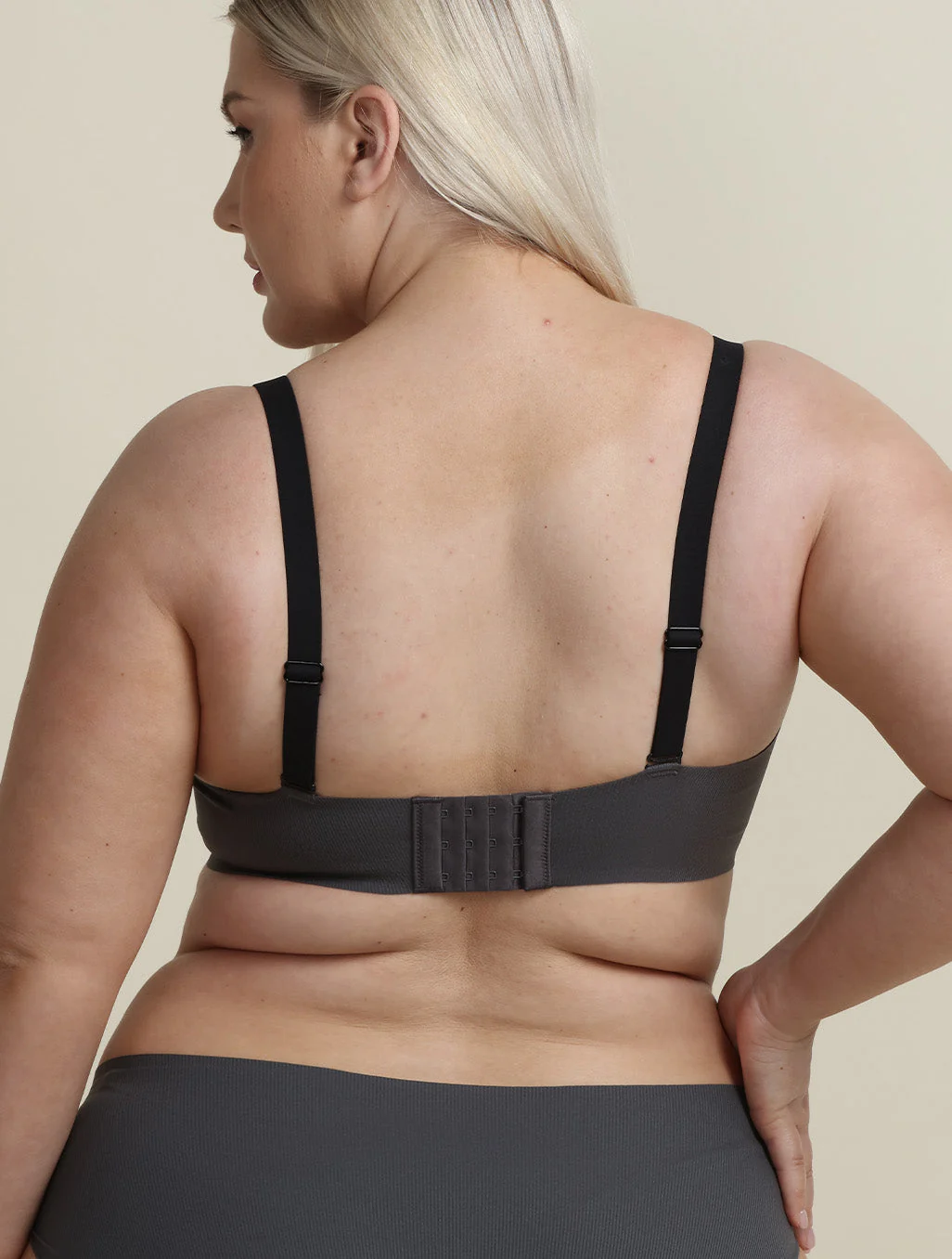 Airlite Breathable Colored Strap Bra with Vertical Stripes - Image 6