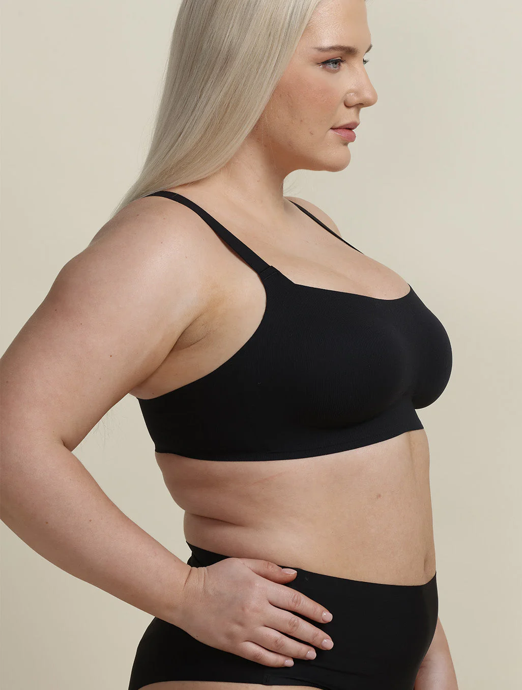 Airlite Breathable Colored Strap Bra with Vertical Stripes - Image 8