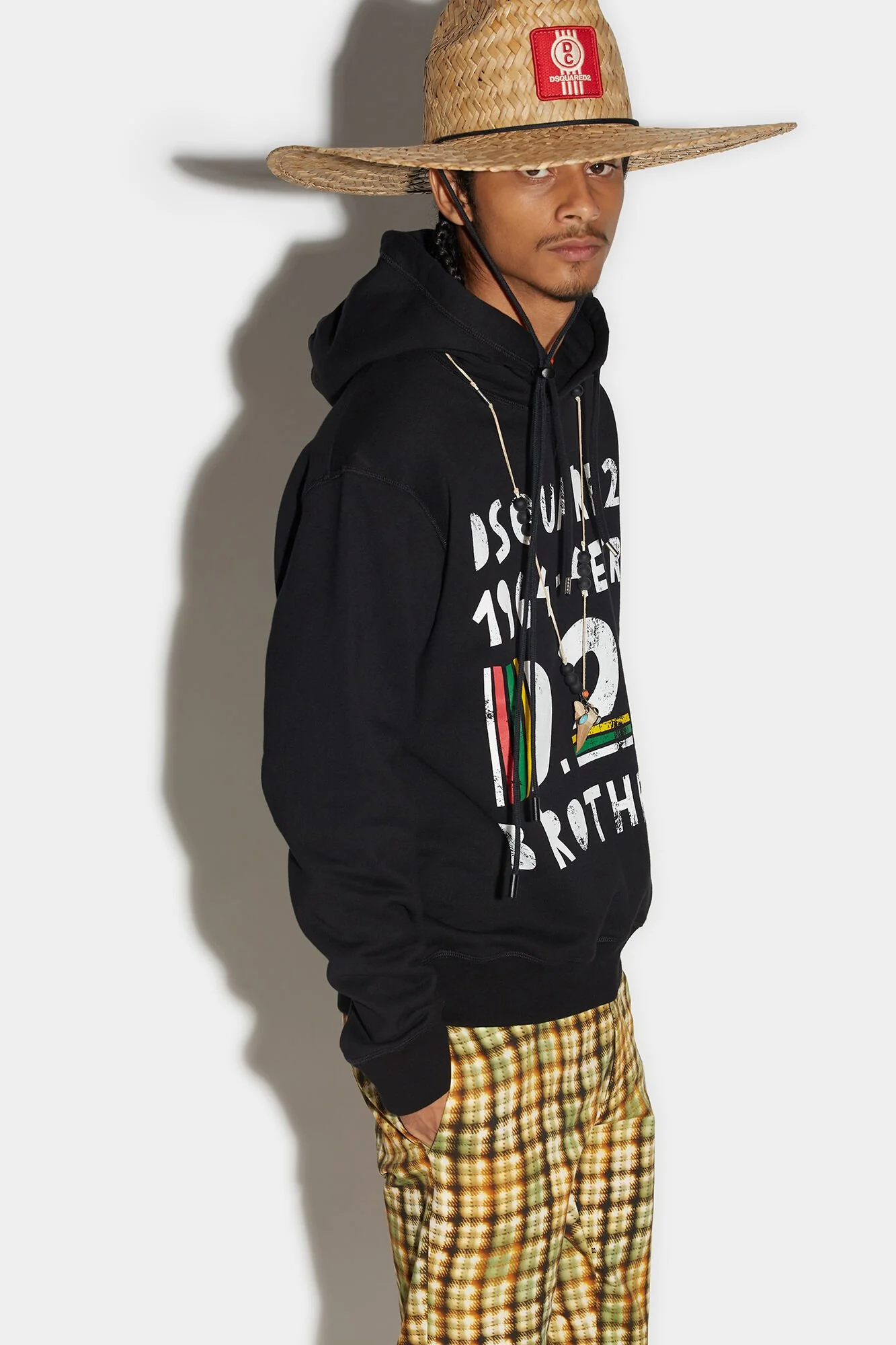 DSQUARED2 MEN'S BLACK GRAPHIC PRINT HOODIE - Image 4