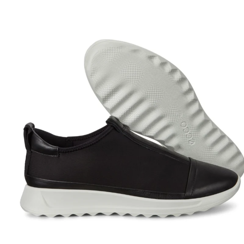 ECCO FLEXURE RUNNER WOMEN’S SNEAKER - Image 3
