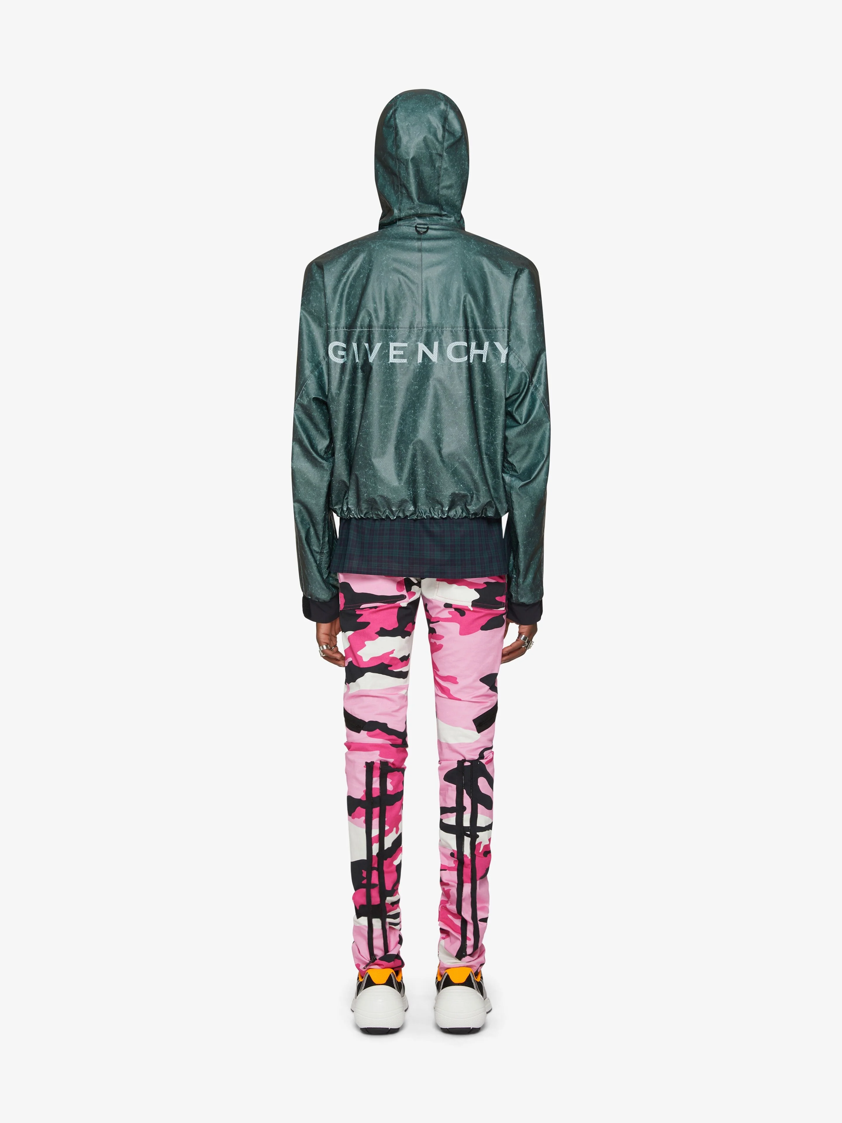 GIVENCHY MEN'S SILVERY CROPPED PARKA JACKET - Image 4