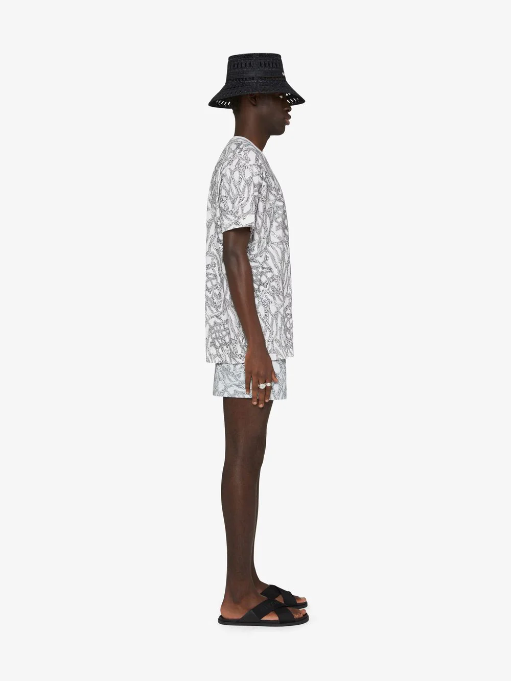 GIVENCHY MEN'S GRAY SWIM SHORTS - Image 2