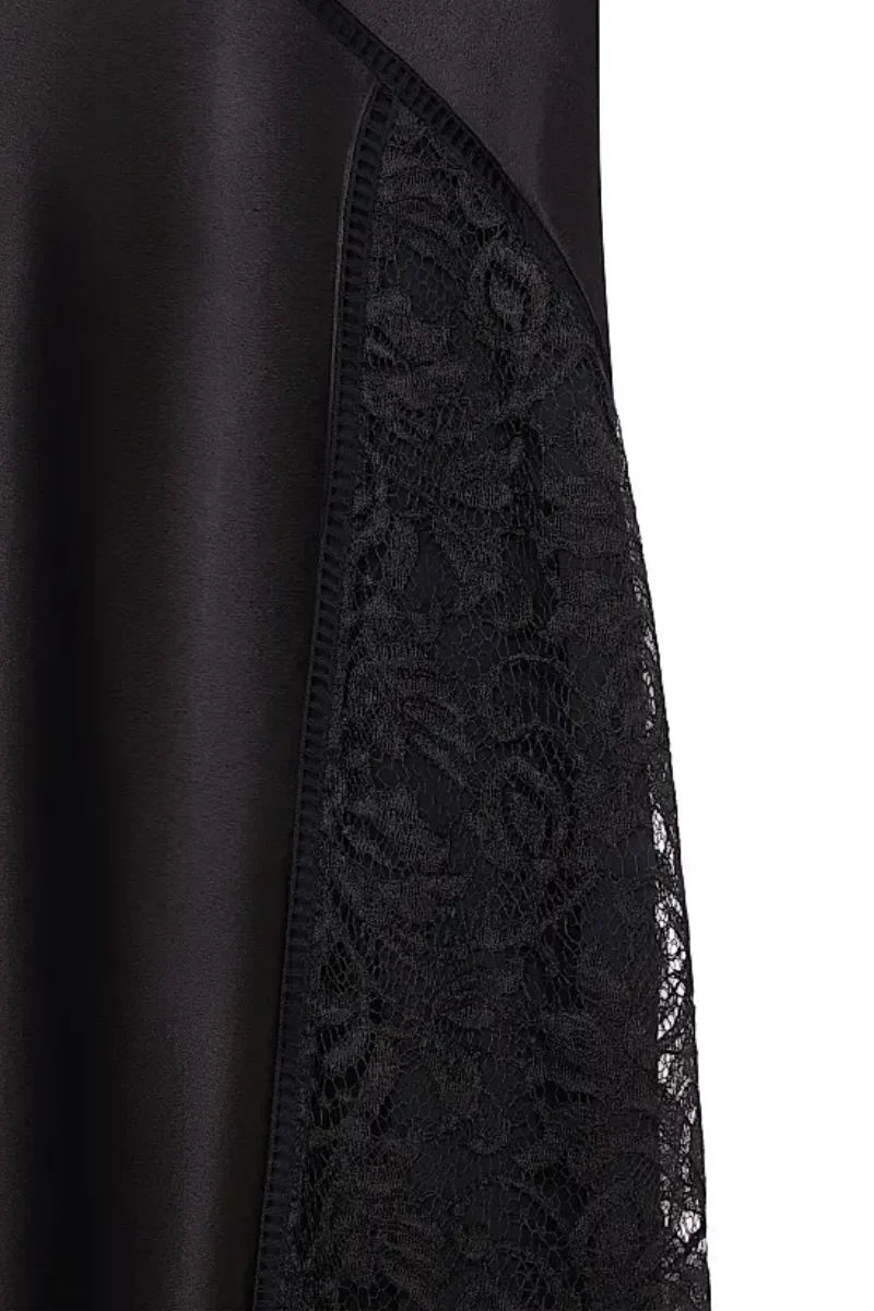 Givenchy Skirt With Lace Details_Black - Image 2