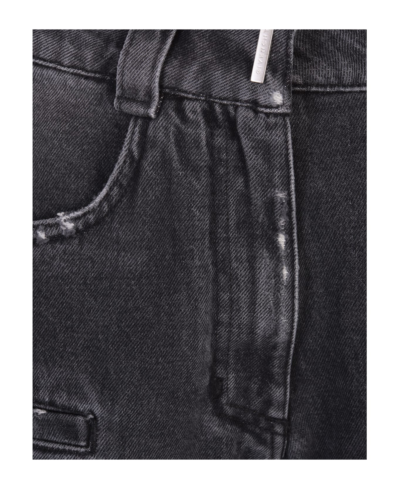 GIVENCHY WOMEN'S BLACK DISTRESSED CARGO BERMUDA SHORTS - Image 2
