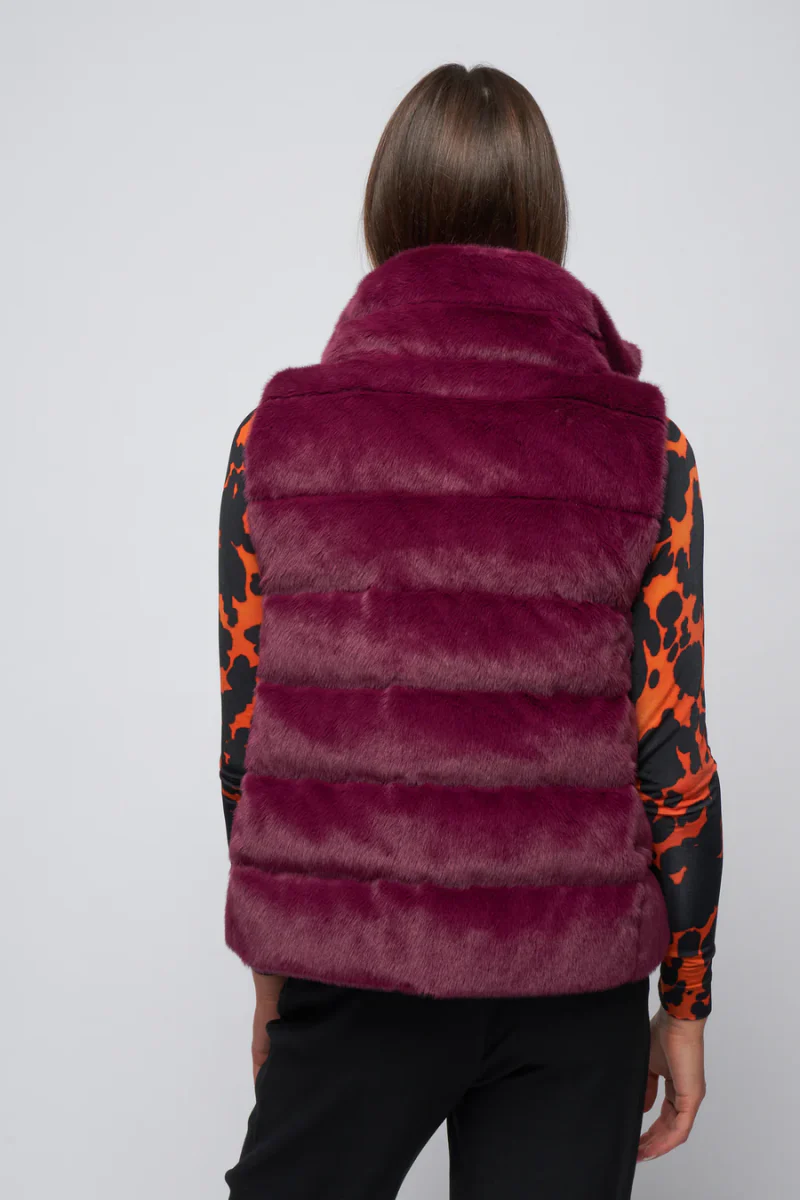 HernoĀ Woman'sĀ Purple Stand-Up Collar Padded Vestrno - Image 2