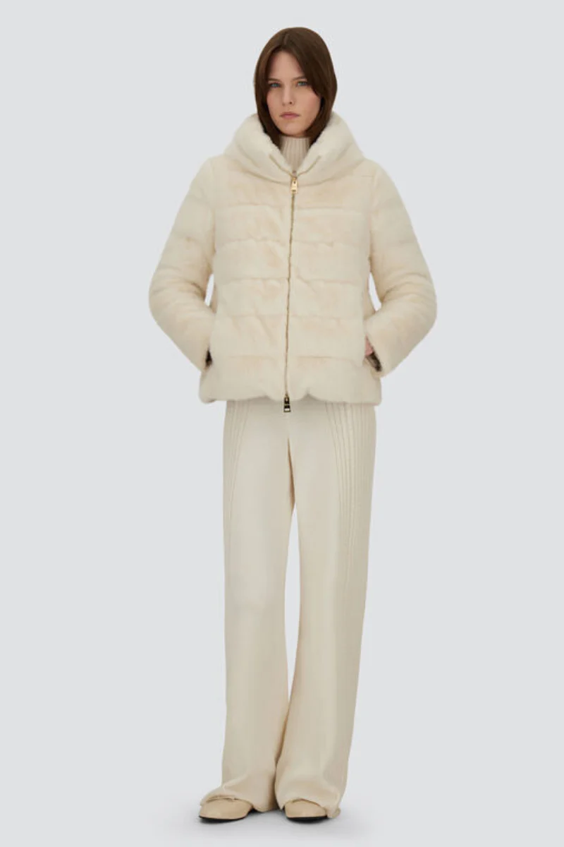 Herno Women's Cappa in Lady Alternative Fur White - Image 2