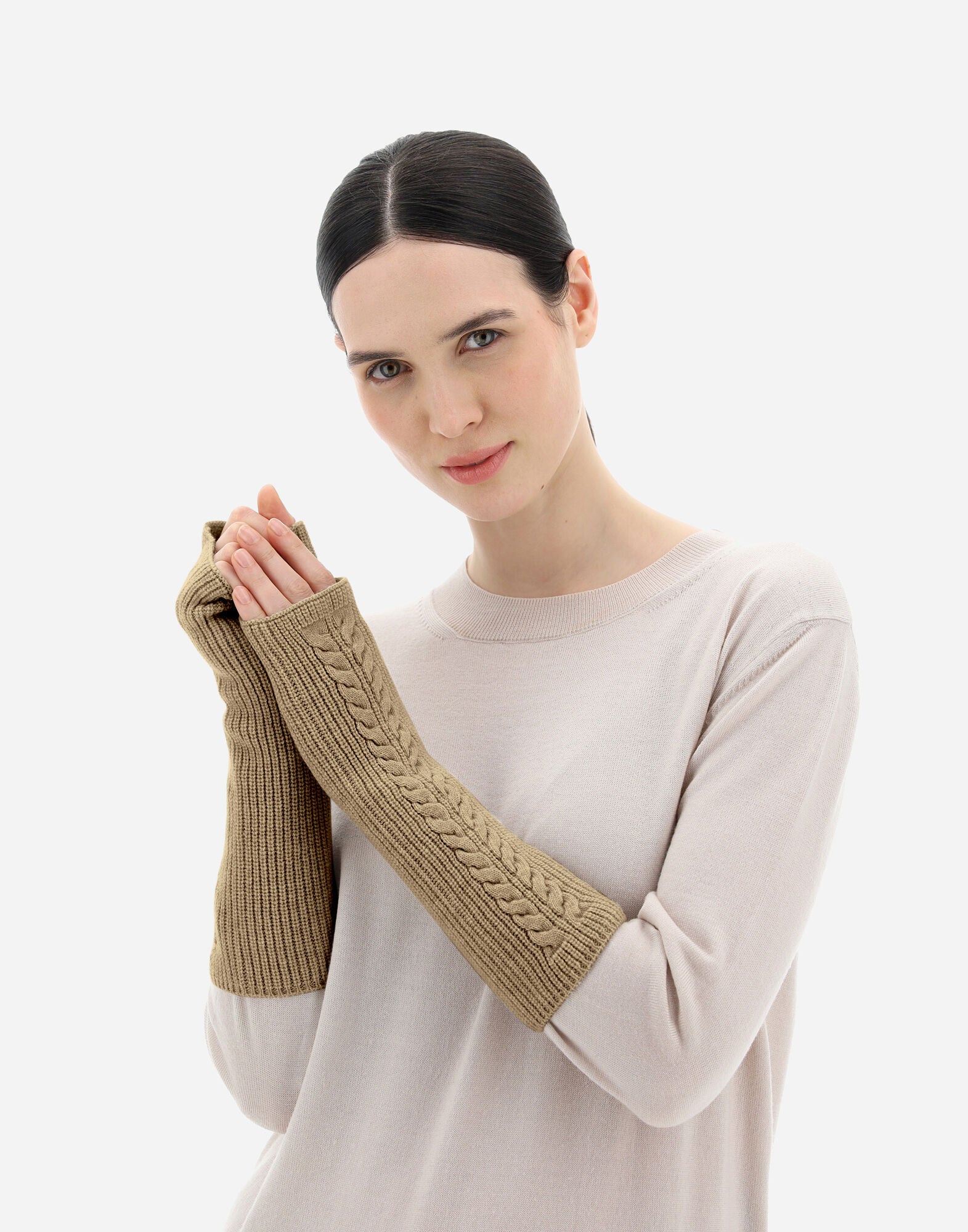 HERNO WOMEN'S GLOVE MANIC005D-70184-2150 NWT - Image 4