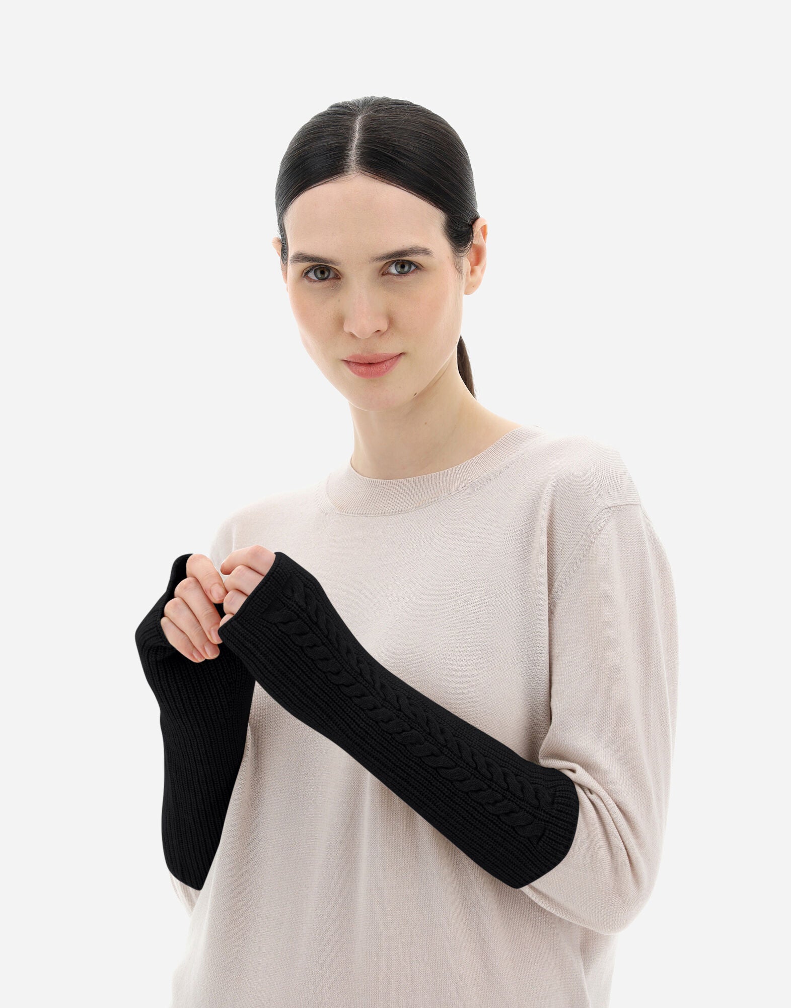 HERNO WOMEN'S GLOVE MANIC005D-70184-9300 NWT - Image 5