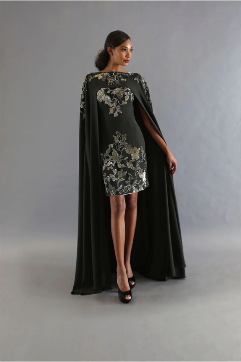 Ivana Cocktail & Cape
PF16-1194