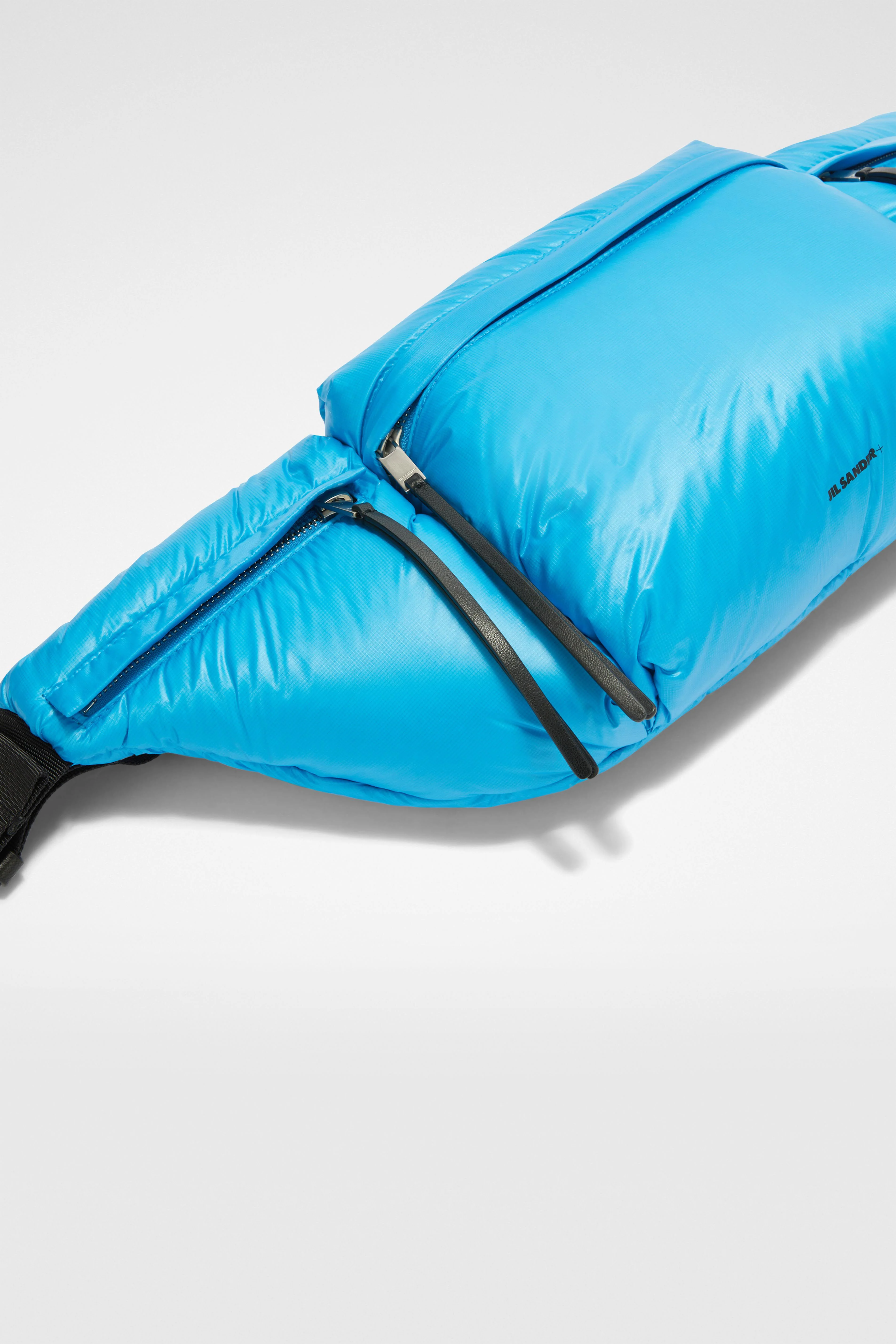 JIL SANDER WOMEN'S CYAN BLUE PADDED POUCH BAG - Image 3