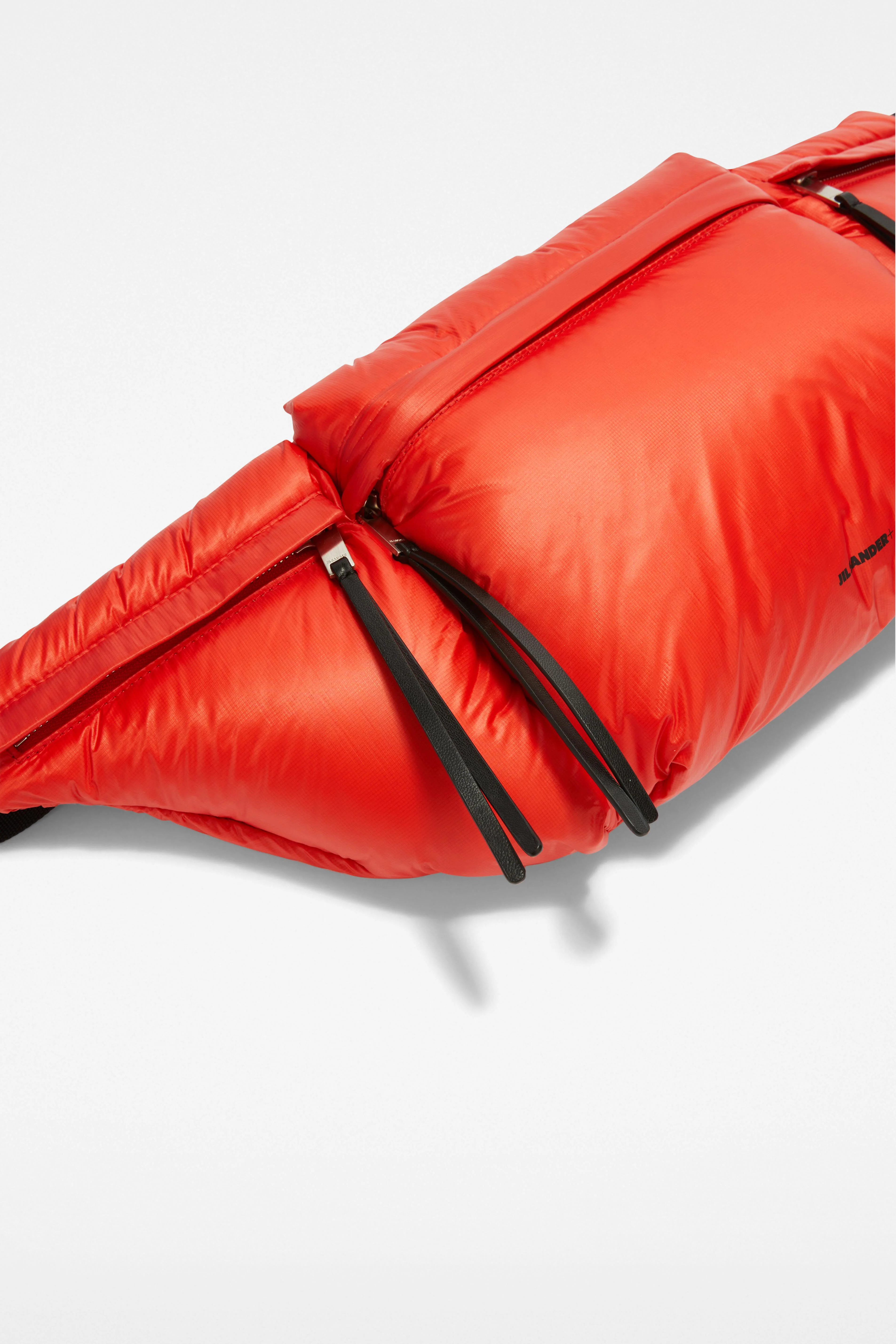JIL SANDER WOMEN'S POPPY RED PADDED POUCH BAG - Image 3
