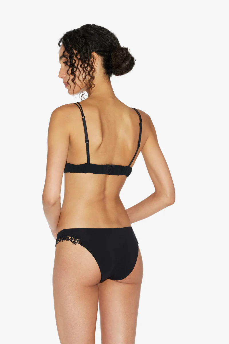 La Perla Black Triangle Bra with Macramé - Image 3
