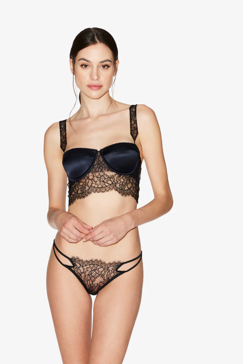 La perla Lace Thong in Black - Image 2