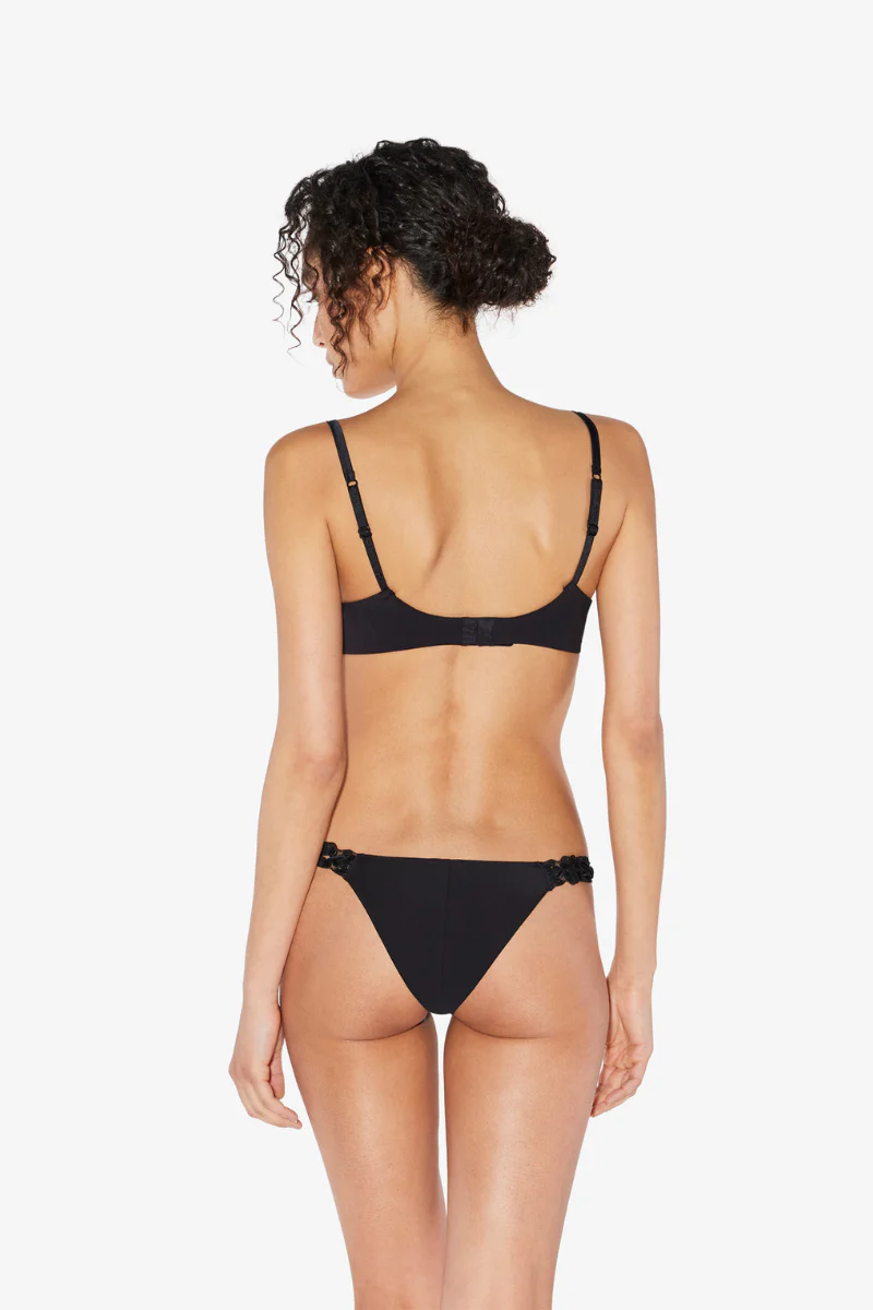 La Perla Underwired Bra in Black Lycra with Embroidered Tulle - Image 3